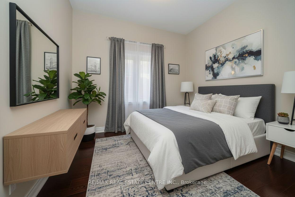 Photo 27 of 10 Eiffel Boulevard, Brampton, Vales of Castlemore North — HOMEH