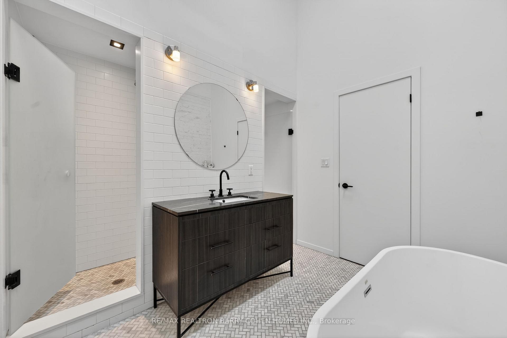 Photo 21 of Unit 7, 50 Bartlett Avenue, Toronto, Dovercourt-Wallace Emerson-Junction — HOMEH