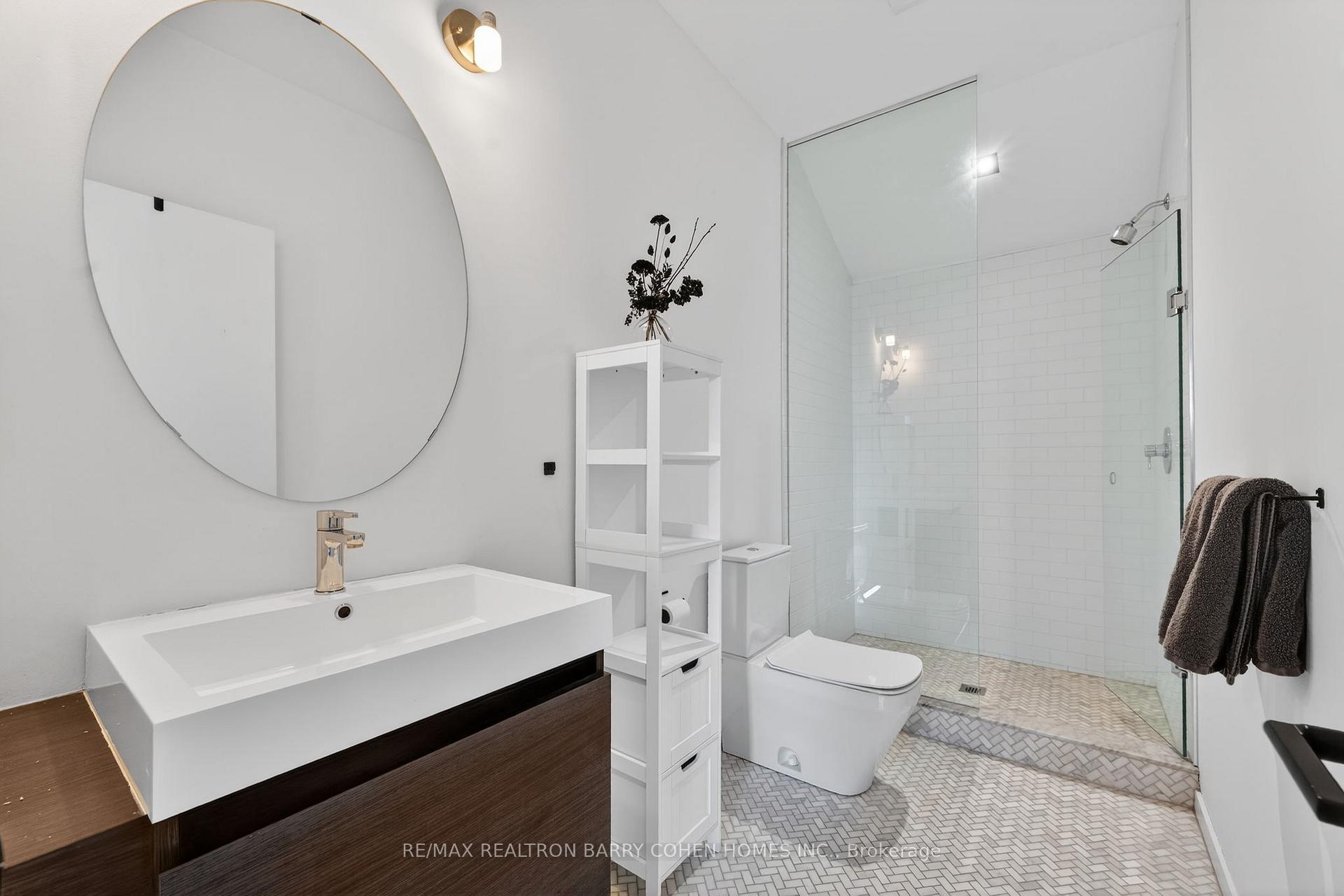 Photo 31 of Unit 7, 50 Bartlett Avenue, Toronto, Dovercourt-Wallace Emerson-Junction — HOMEH