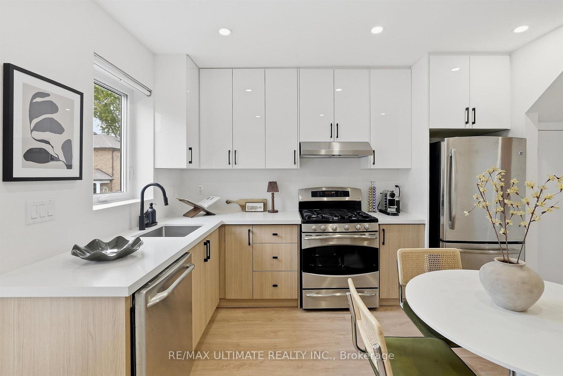Photo 8 of 90 Rowntree Avenue, Toronto, Weston-Pellam Park — HOMEH