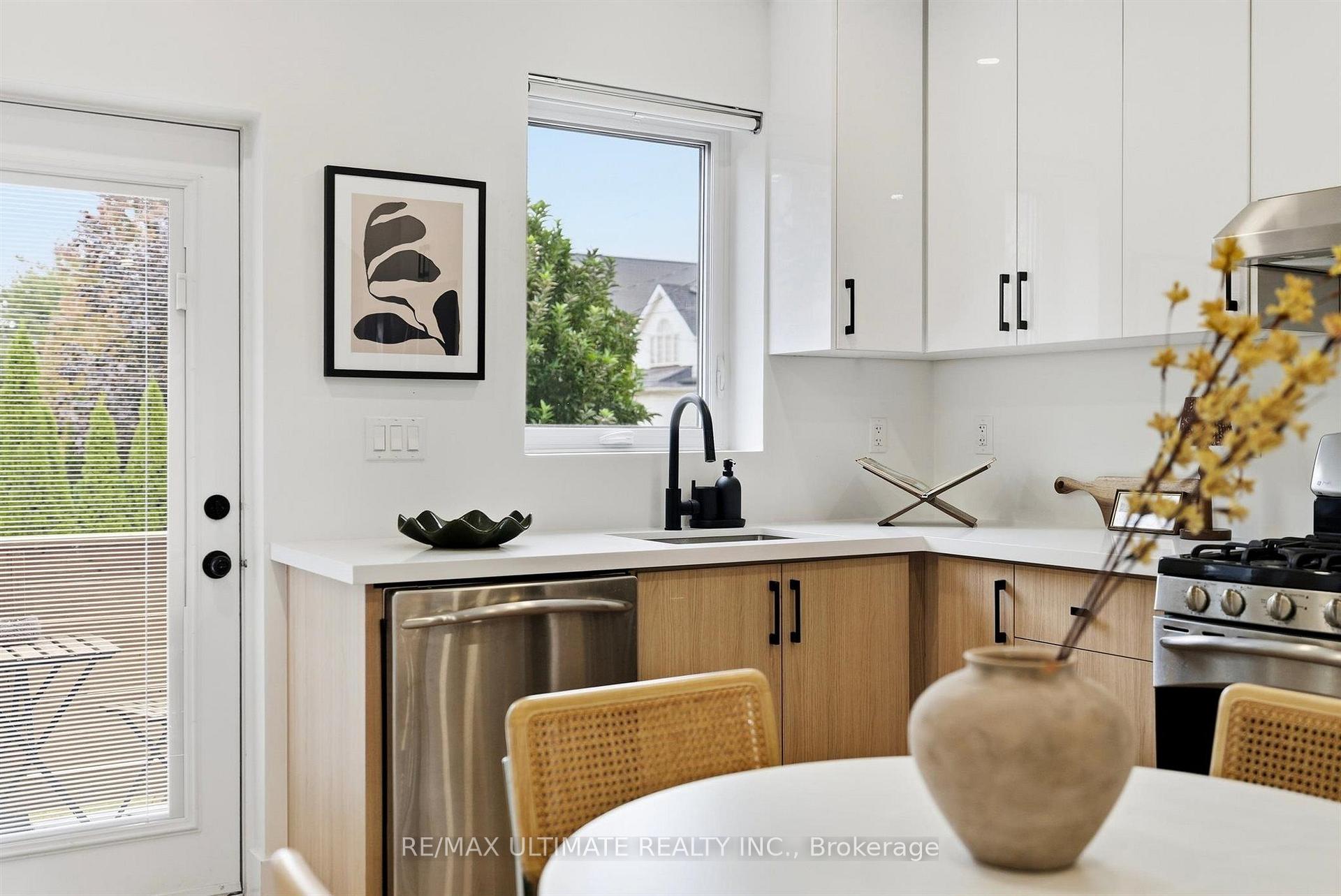 Photo 10 of 90 Rowntree Avenue, Toronto, Weston-Pellam Park — HOMEH