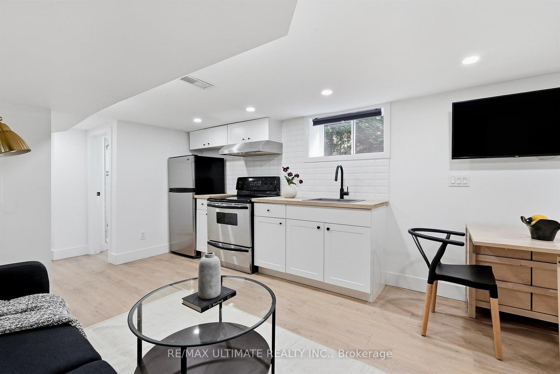 Photo 32 of 90 Rowntree Avenue, Toronto, Weston-Pellam Park — HOMEH
