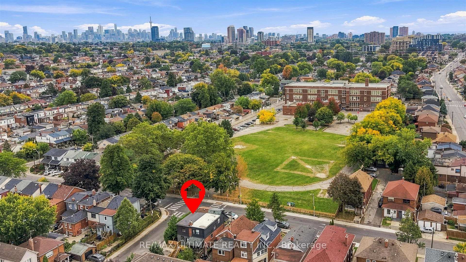 Photo 40 of 90 Rowntree Avenue, Toronto, Weston-Pellam Park — HOMEH