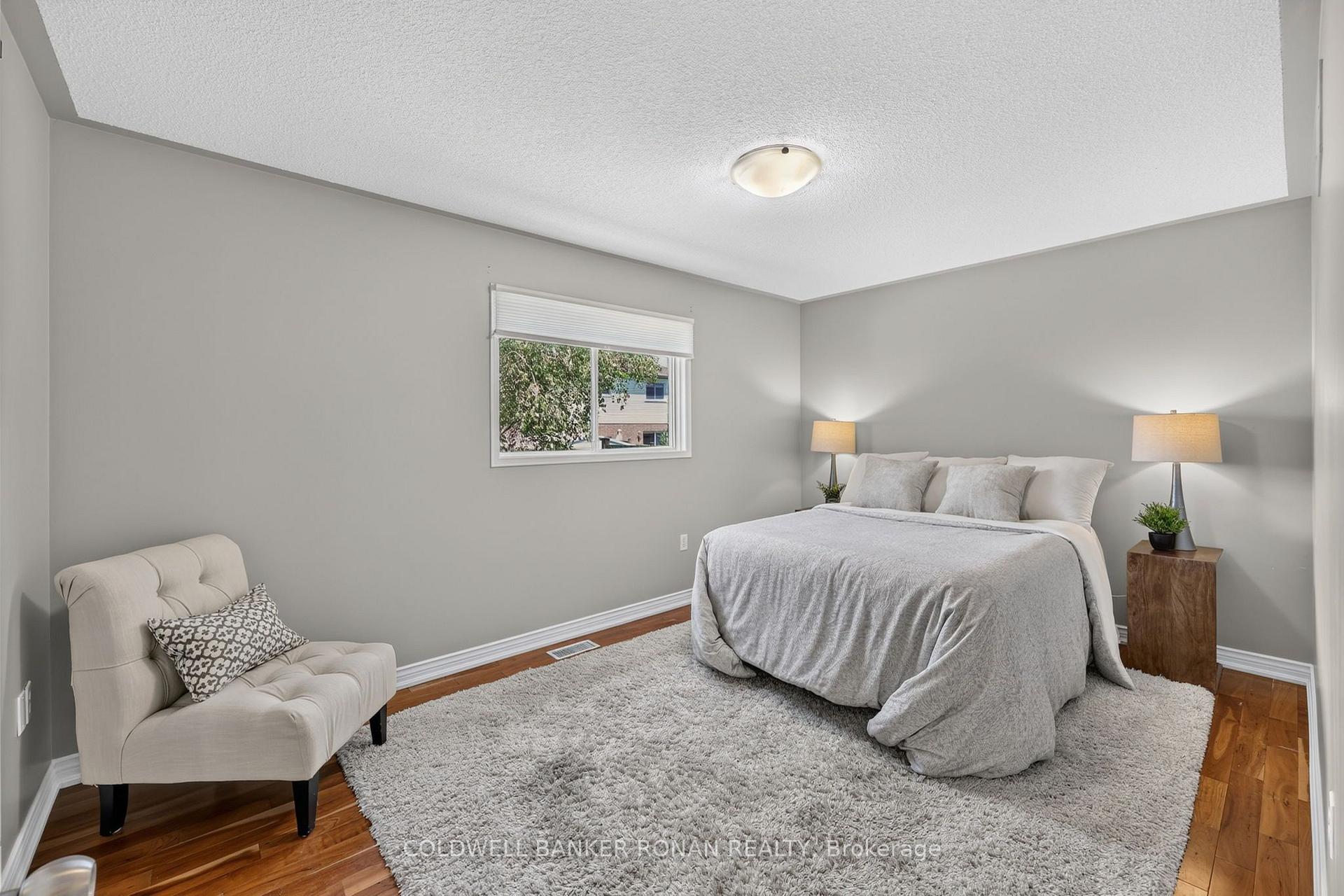 Photo 13 of 61 Darling Crescent, New Tecumseth, Alliston — HOMEH