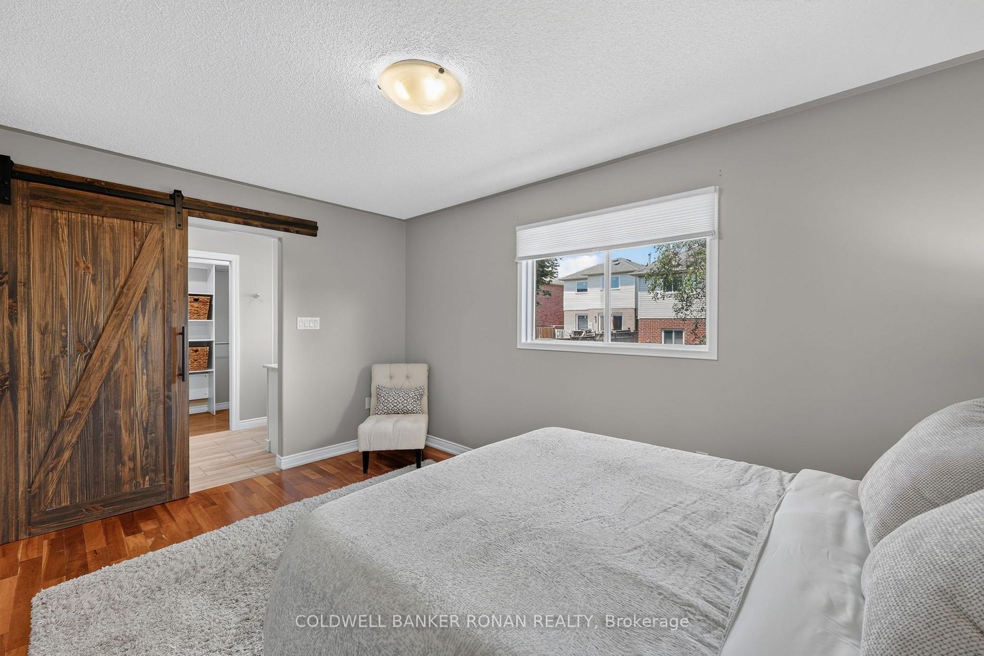 Photo 14 of 61 Darling Crescent, New Tecumseth, Alliston — HOMEH
