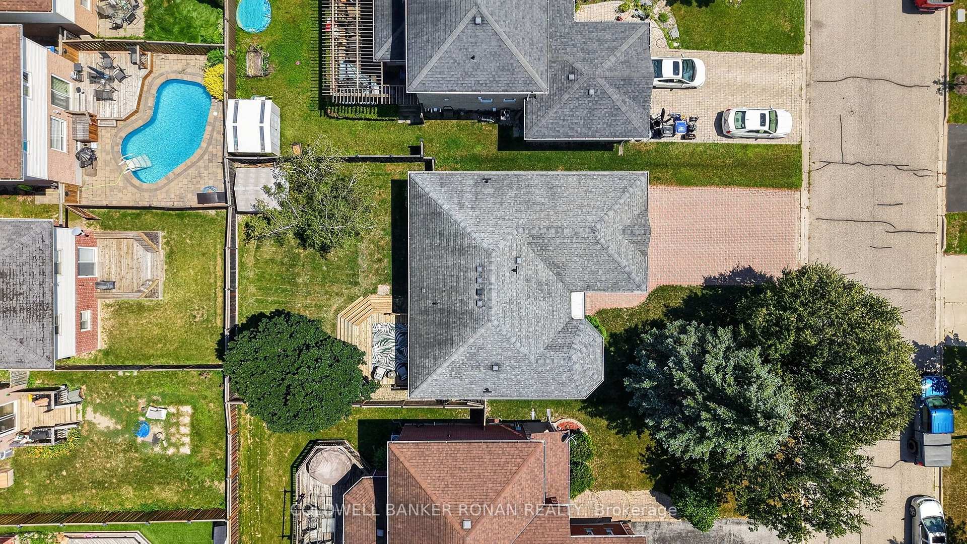 Photo 42 of 61 Darling Crescent, New Tecumseth, Alliston — HOMEH