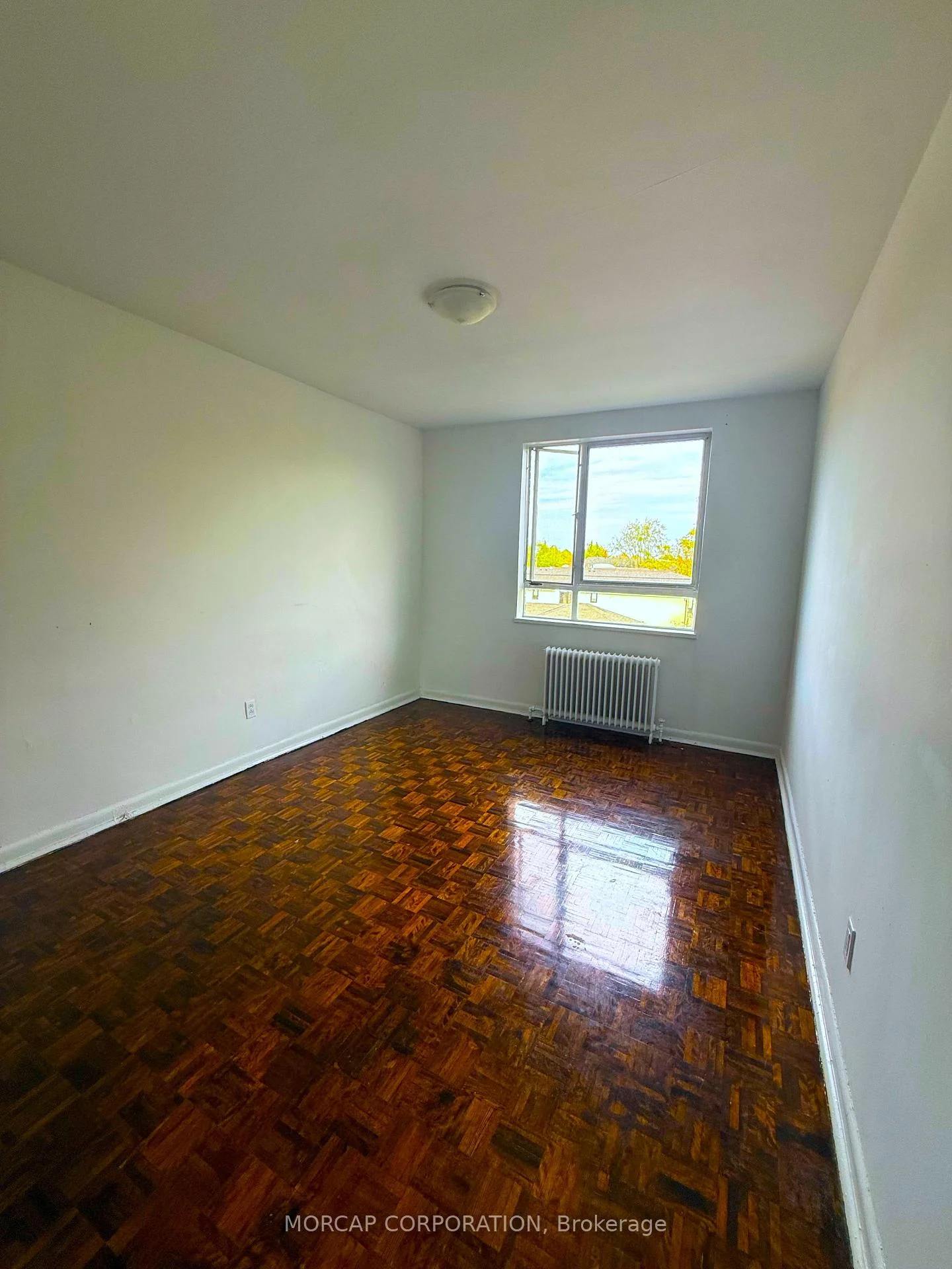 Photo 7 of Unit 508, 2895 Bathurst Street, Toronto, Bedford Park-Nortown — HOMEH