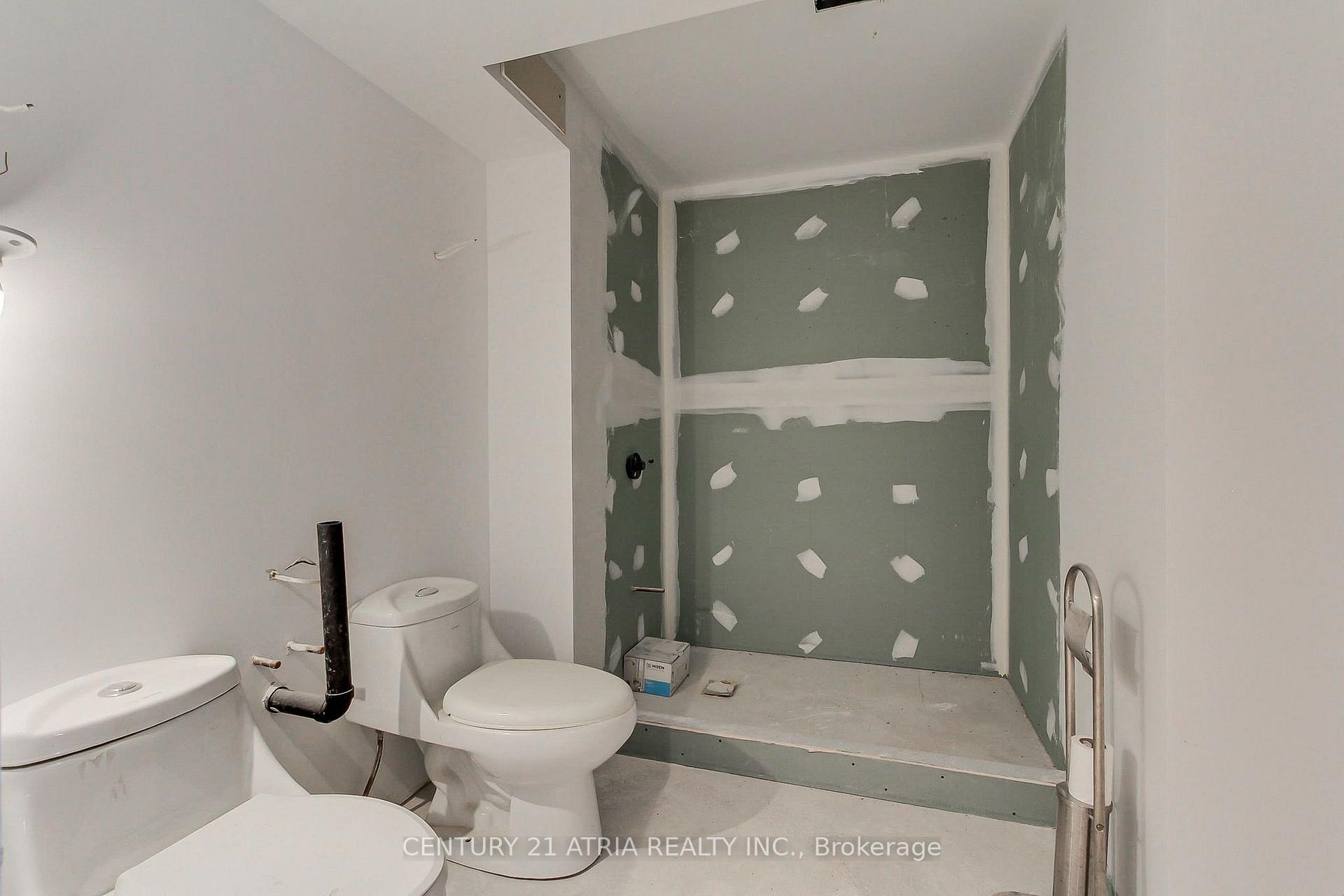 Photo 41 of 111 Zokol Drive, Aurora, Bayview Northeast — HOMEH