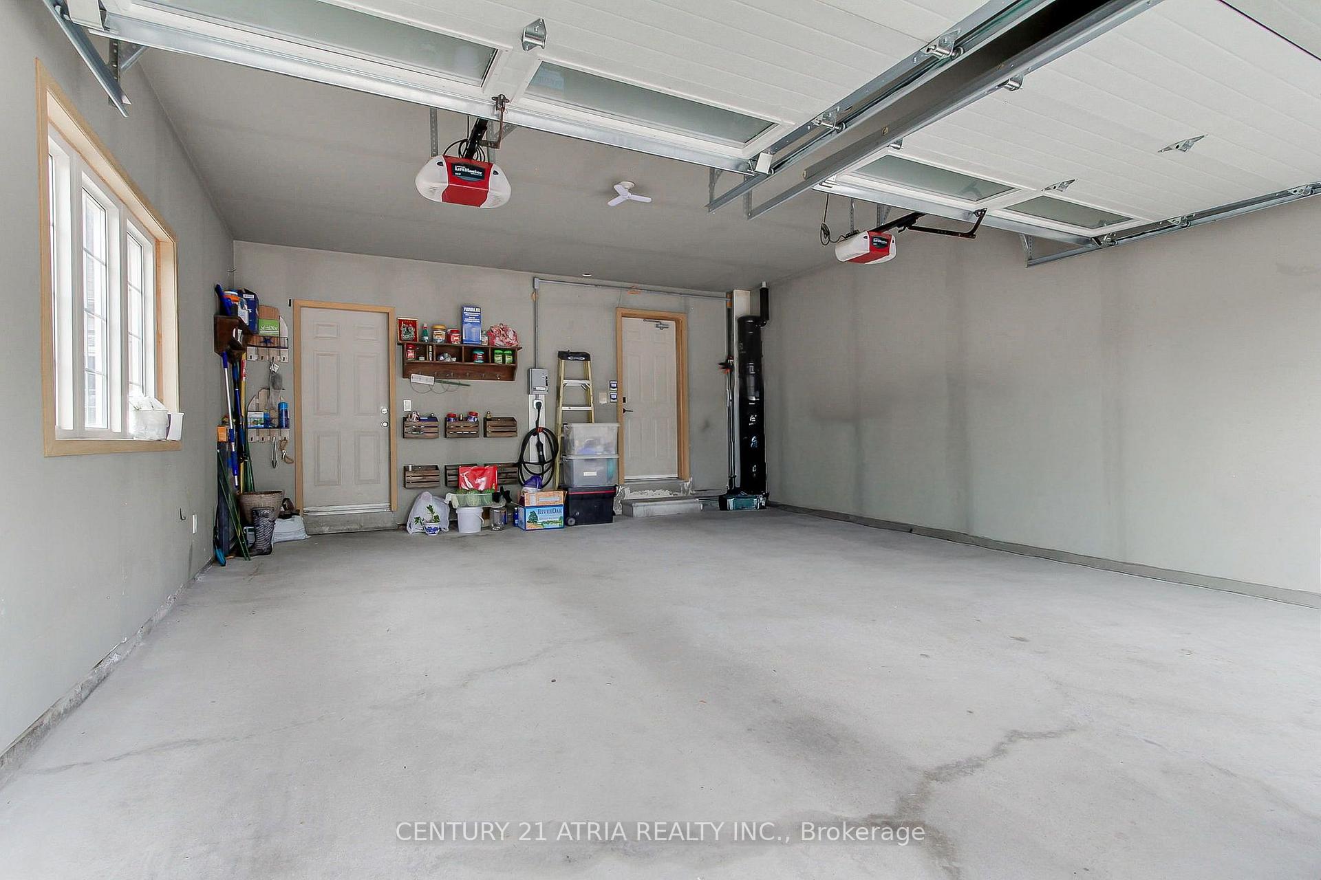 Photo 43 of 111 Zokol Drive, Aurora, Bayview Northeast — HOMEH