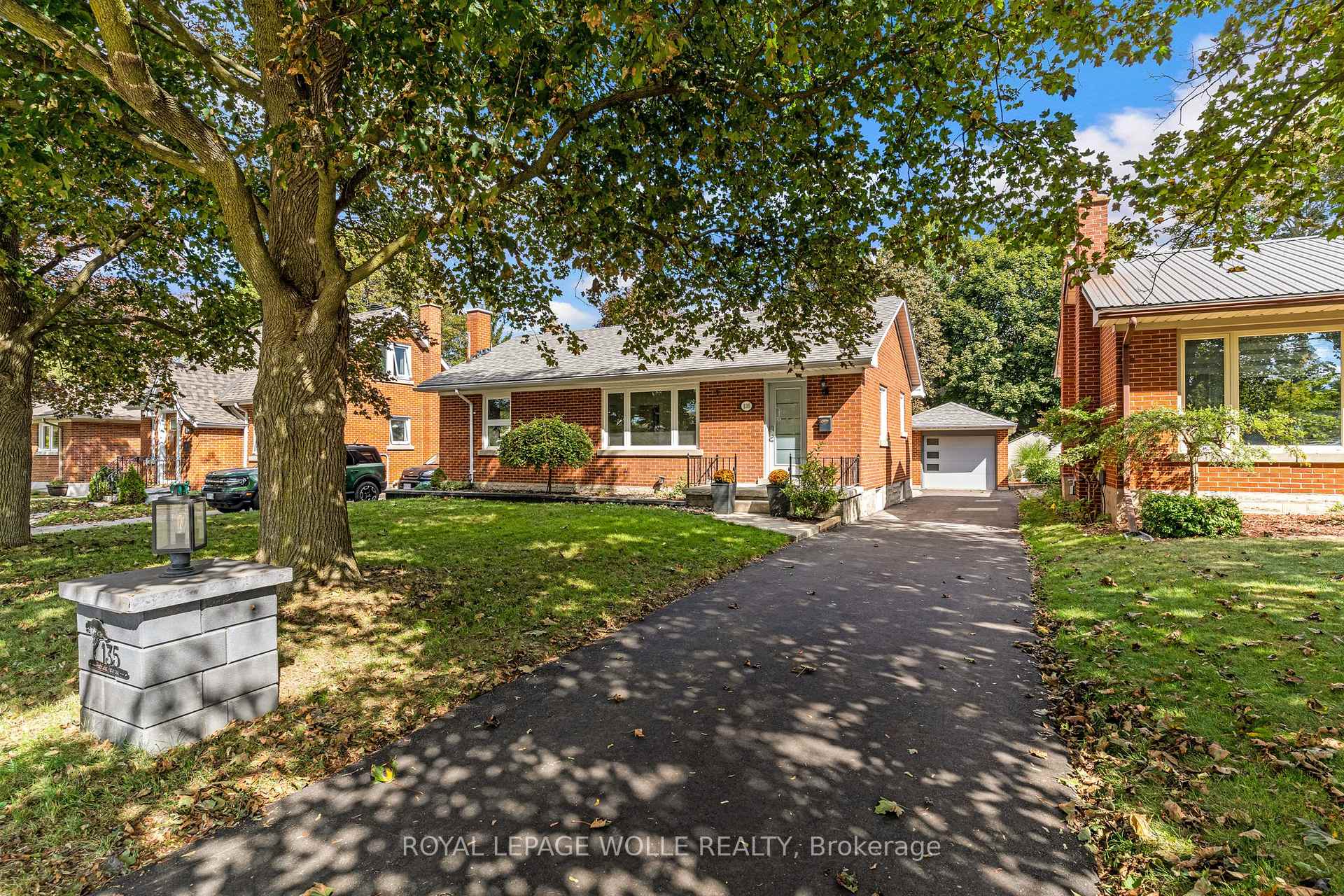 Photo 1 of 135 Patricia Avenue, Kitchener, Cherry Hill — HOMEH