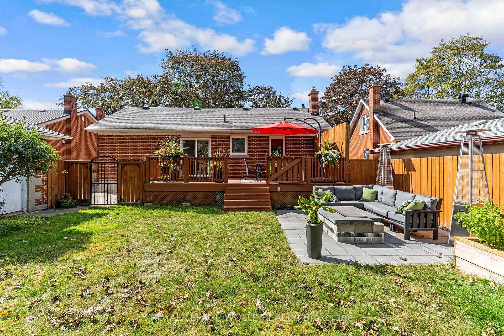 Photo 42 of 135 Patricia Avenue, Kitchener, Cherry Hill — HOMEH
