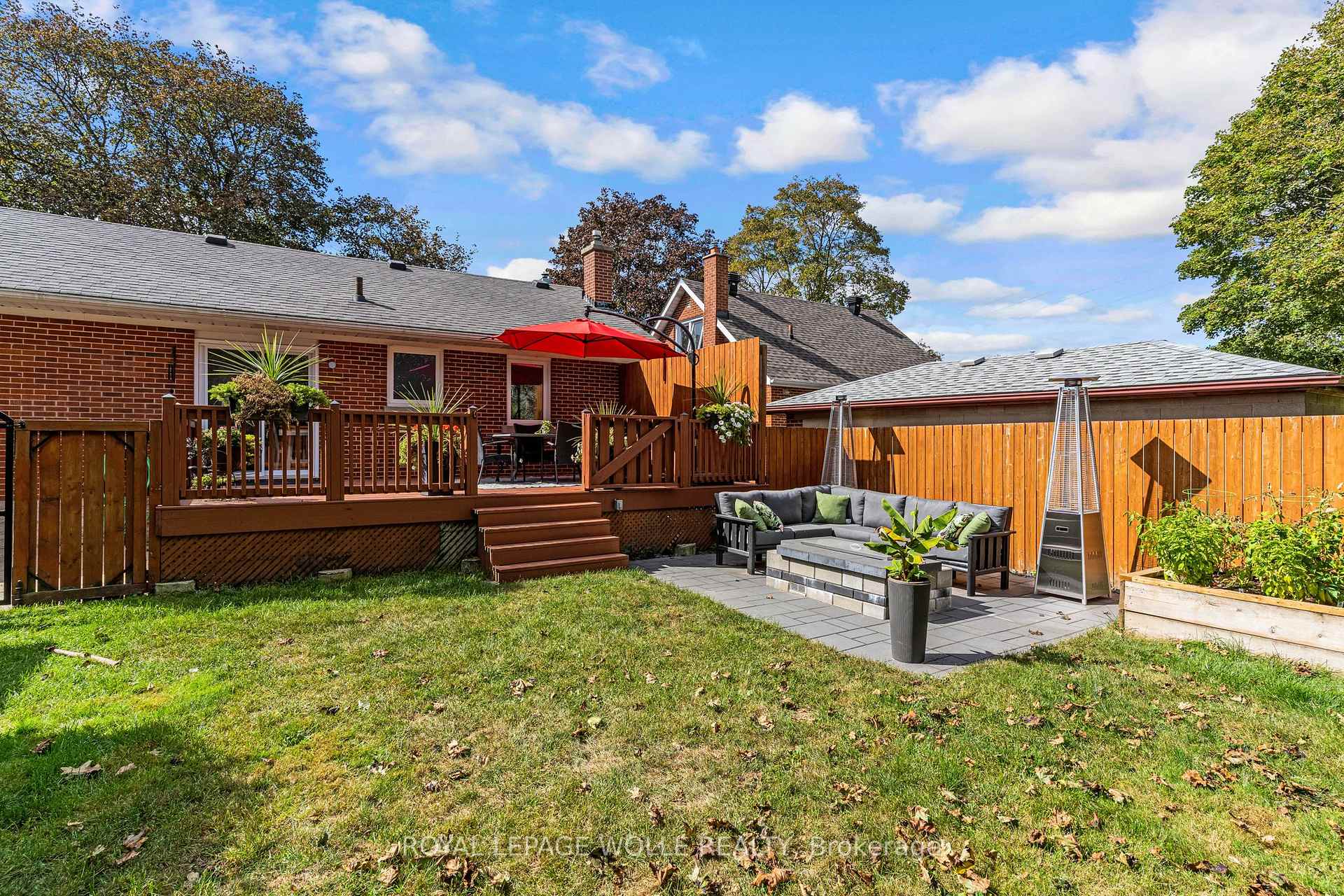 Photo 43 of 135 Patricia Avenue, Kitchener, Cherry Hill — HOMEH