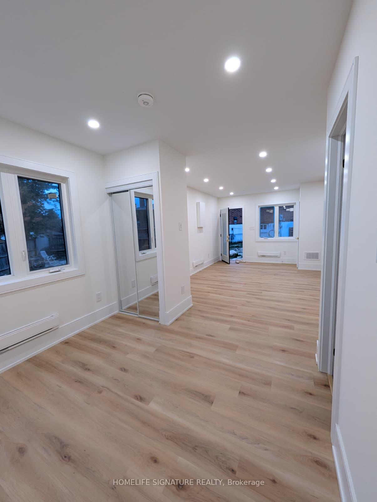 Photo 3 of Unit Garden Suite, 22 Medina Place, Brampton, Central Park — HOMEH