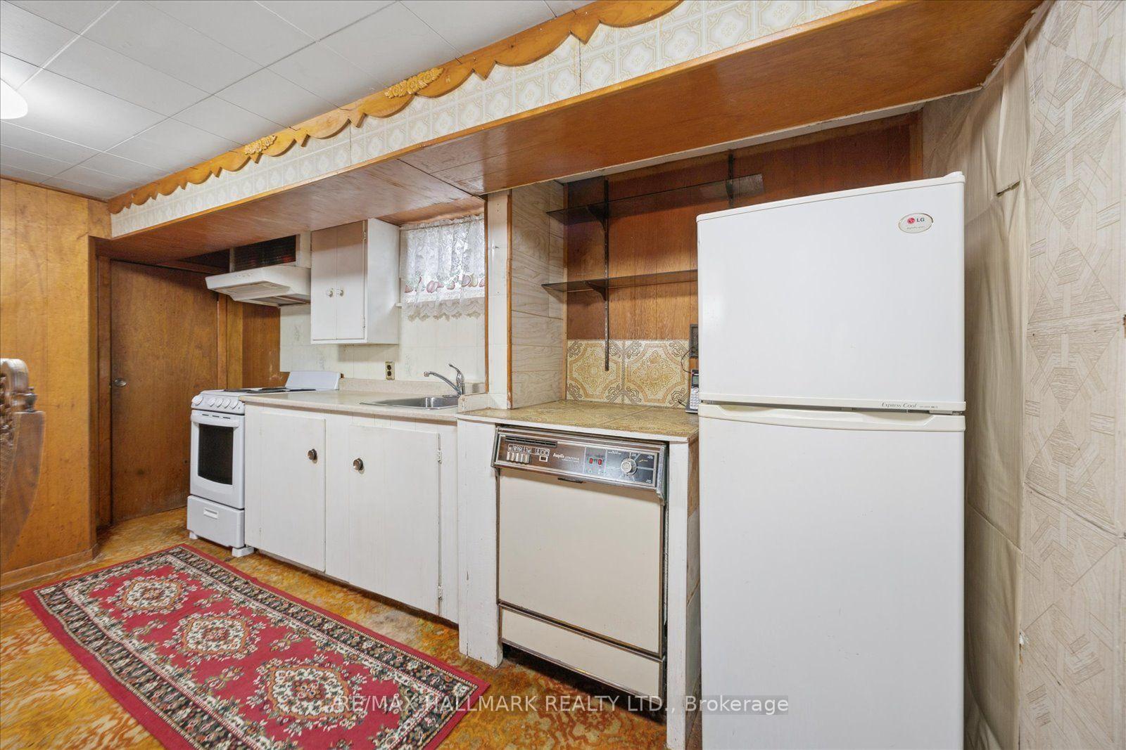 Photo 33 of 102 Cleta Drive, Scarborough, Kennedy Park — HOMEH