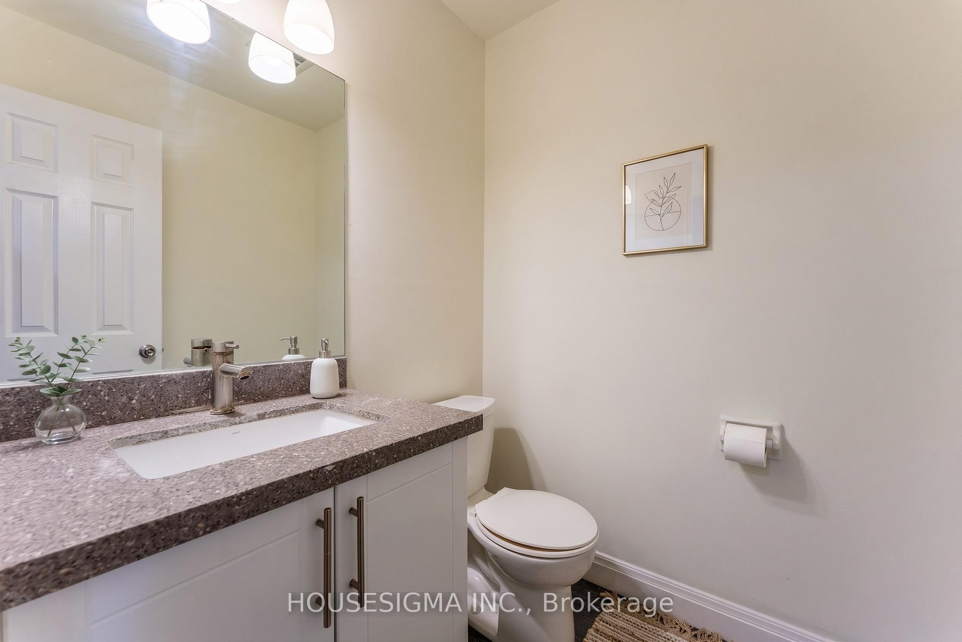 Photo 8 of 33 College Crescent, Barrie, Grove East — HOMEH