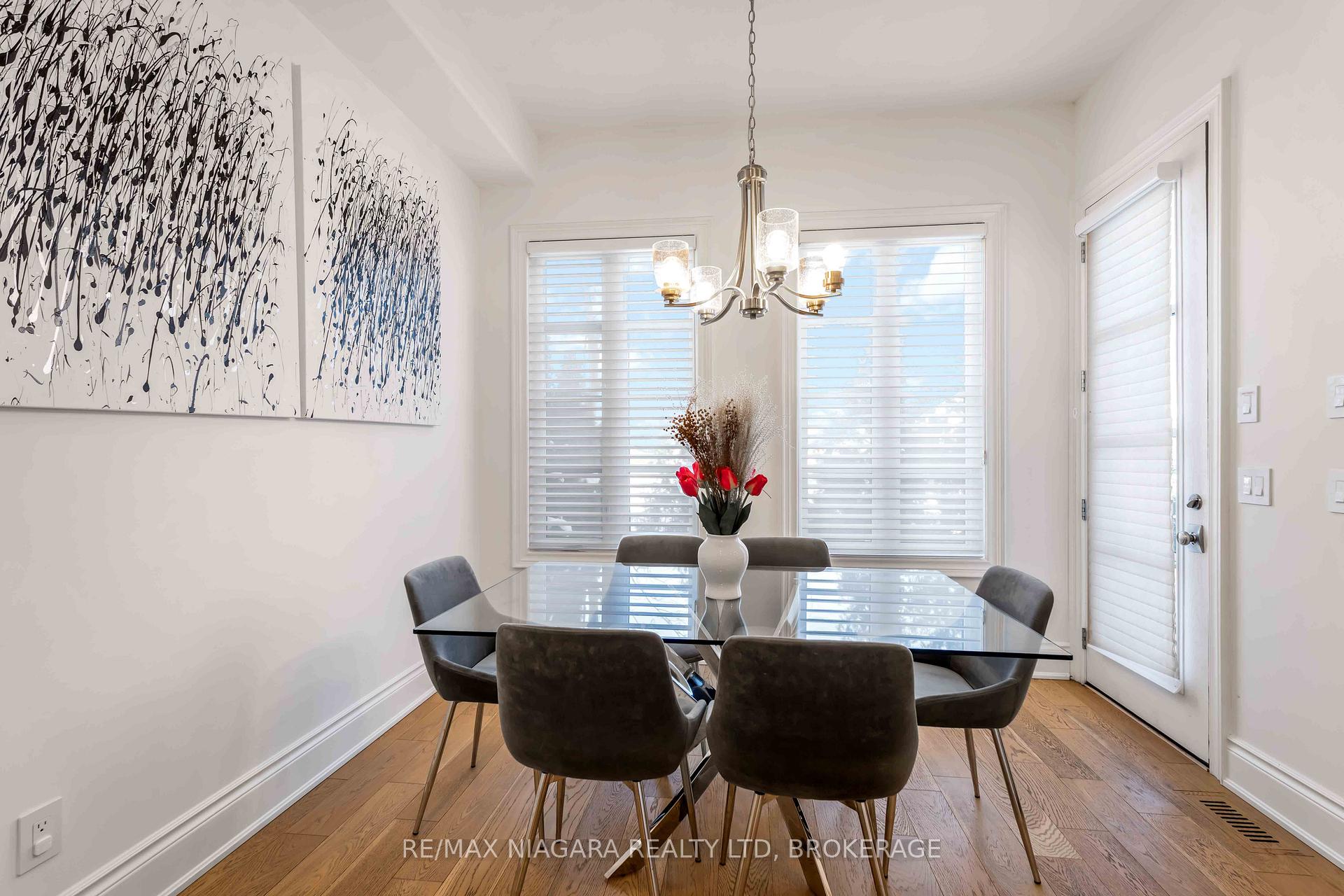 Photo 15 of 15 Arbourvale Common Road, St. Catharines, Glendale/Glenridge — HOMEH