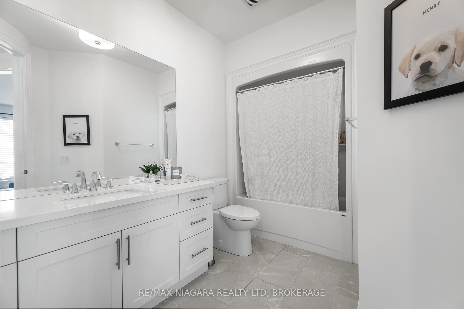 Photo 20 of 15 Arbourvale Common Road, St. Catharines, Glendale/Glenridge — HOMEH