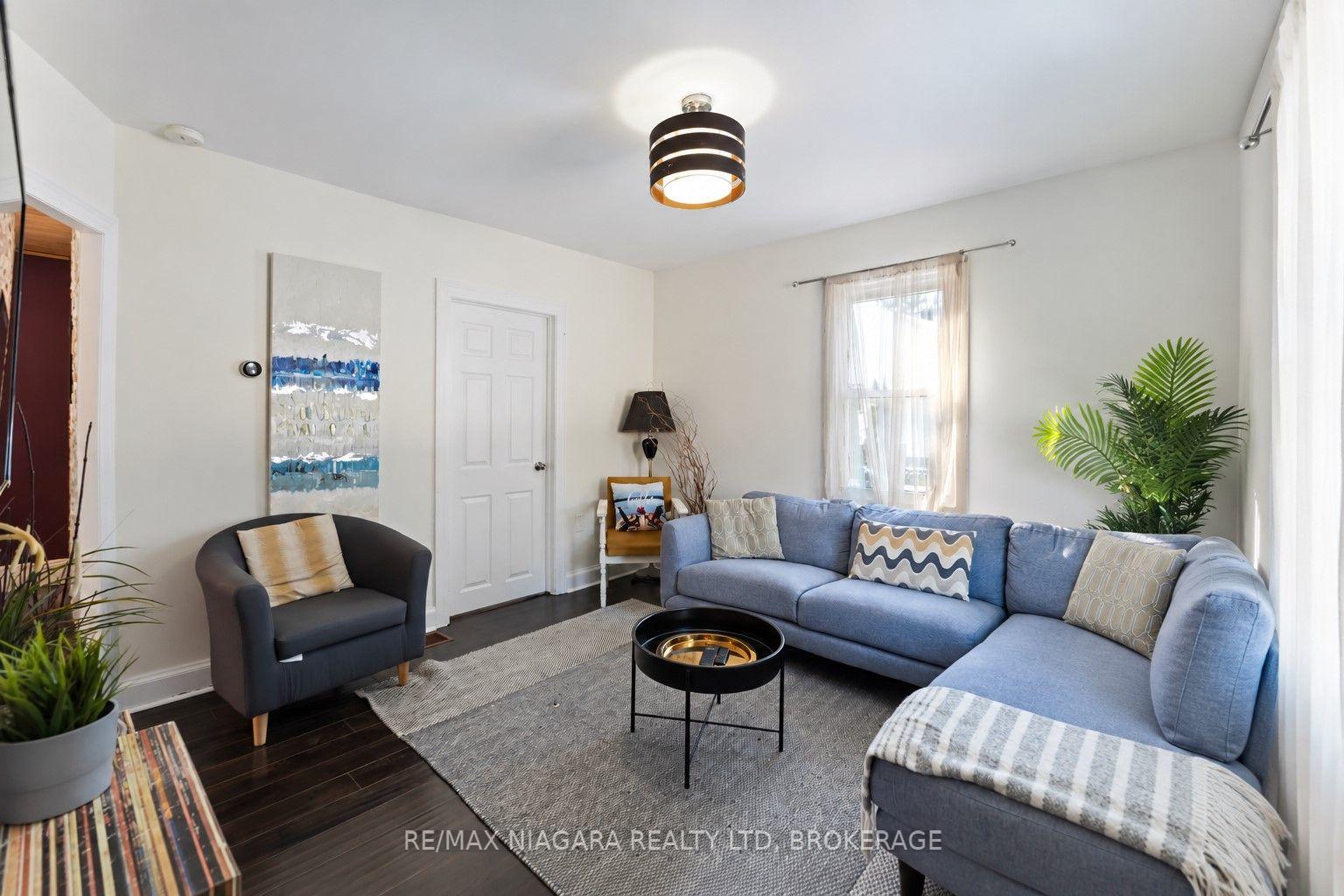 Photo 2 of 1459 Niagara Stone Road, Niagara-on-the-Lake, Virgil — HOMEH