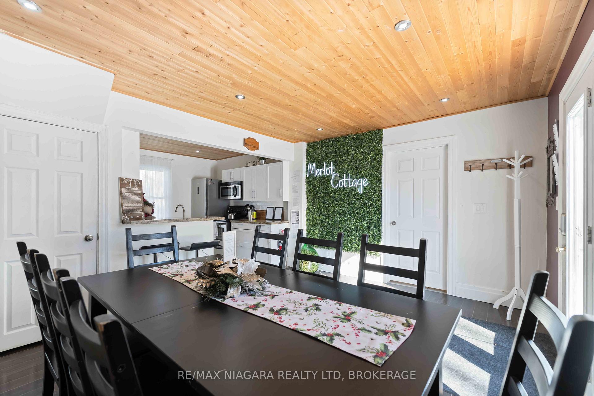 Photo 13 of 1459 Niagara Stone Road, Niagara-on-the-Lake, Virgil — HOMEH