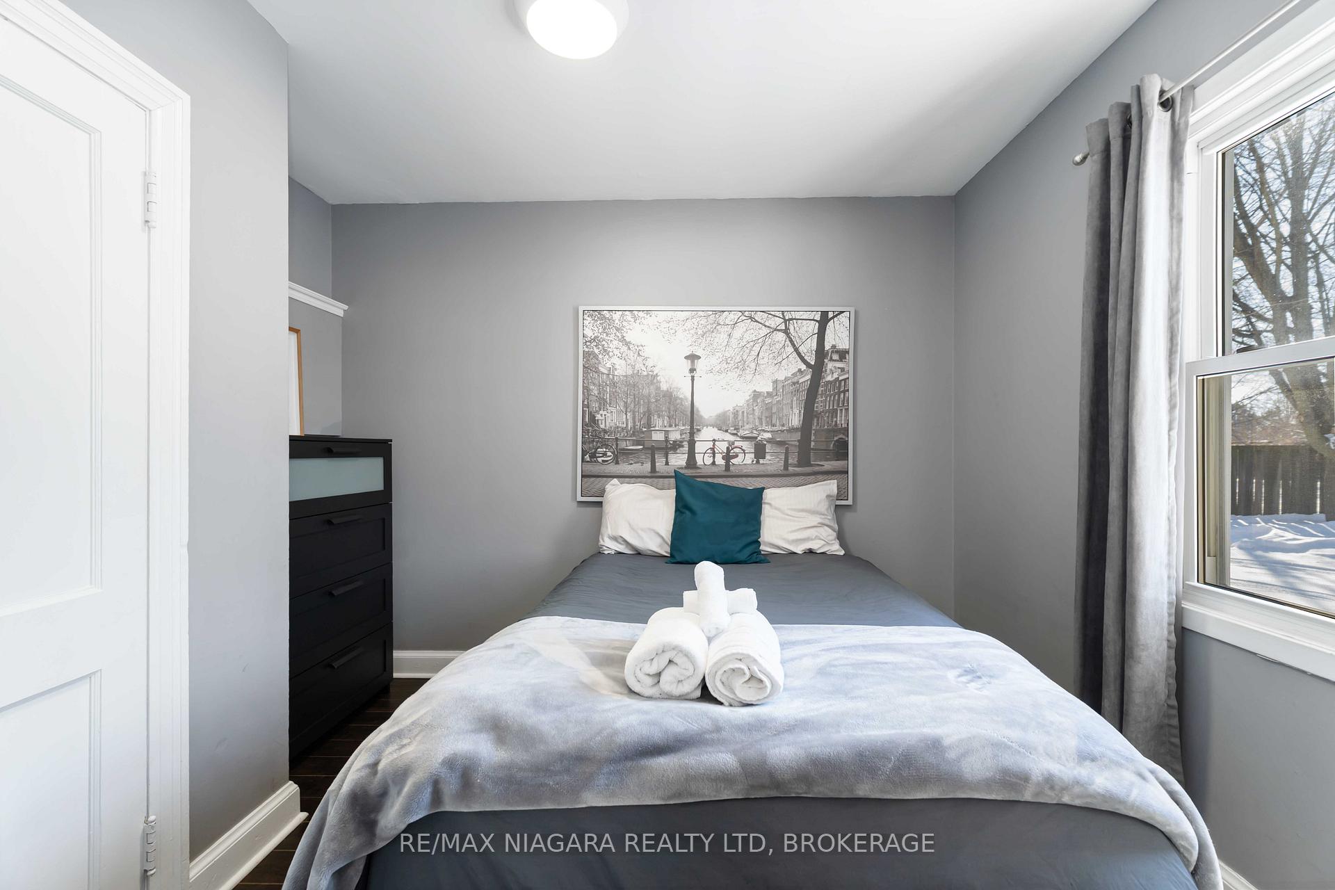 Photo 18 of 1459 Niagara Stone Road, Niagara-on-the-Lake, Virgil — HOMEH