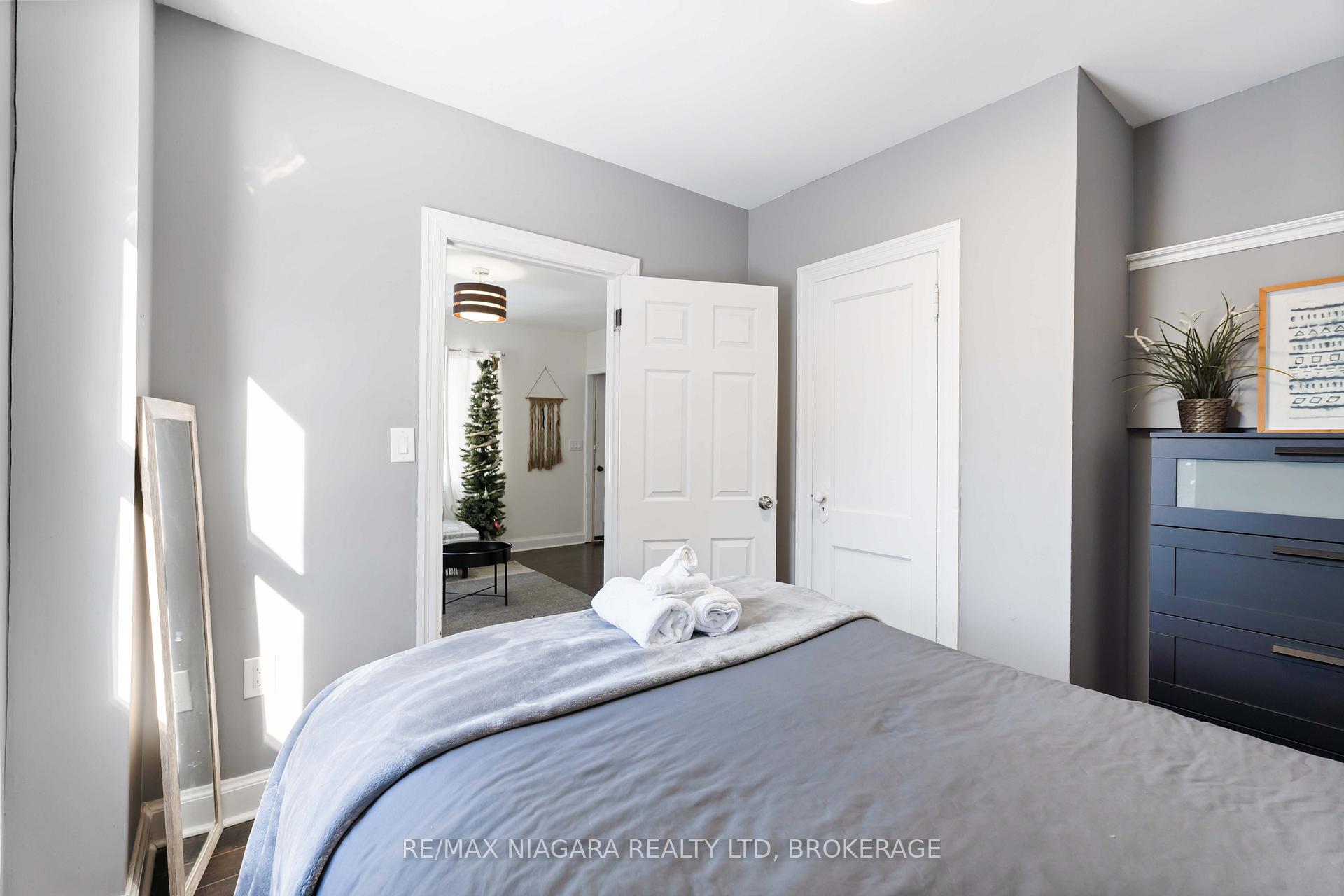 Photo 20 of 1459 Niagara Stone Road, Niagara-on-the-Lake, Virgil — HOMEH