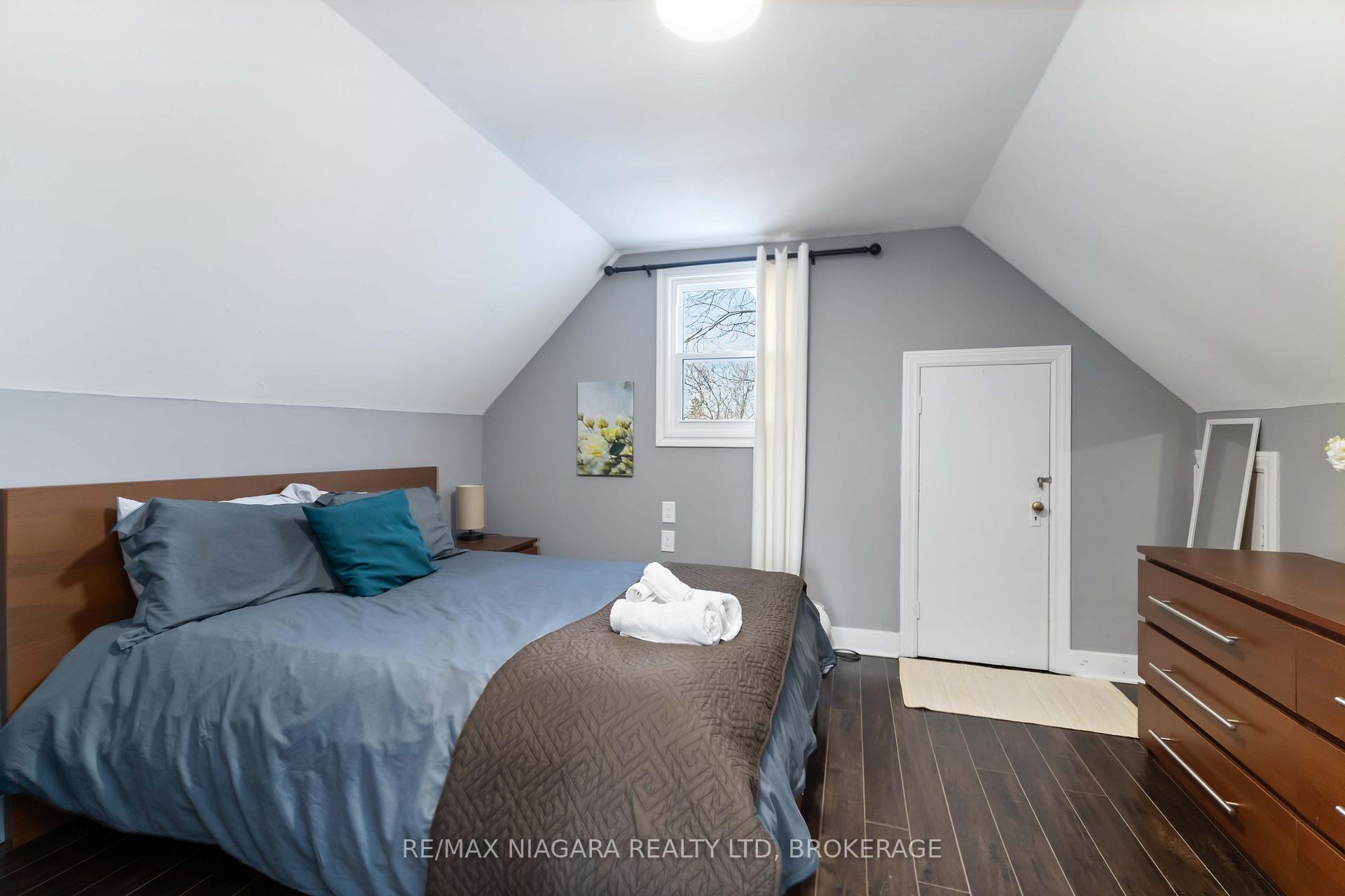 Photo 25 of 1459 Niagara Stone Road, Niagara-on-the-Lake, Virgil — HOMEH