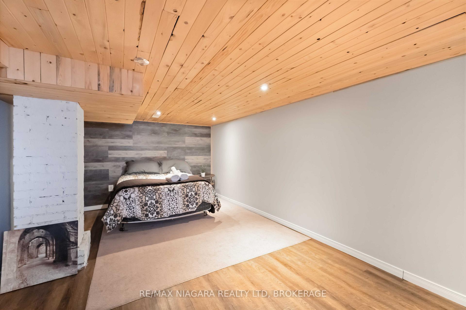 Photo 31 of 1459 Niagara Stone Road, Niagara-on-the-Lake, Virgil — HOMEH
