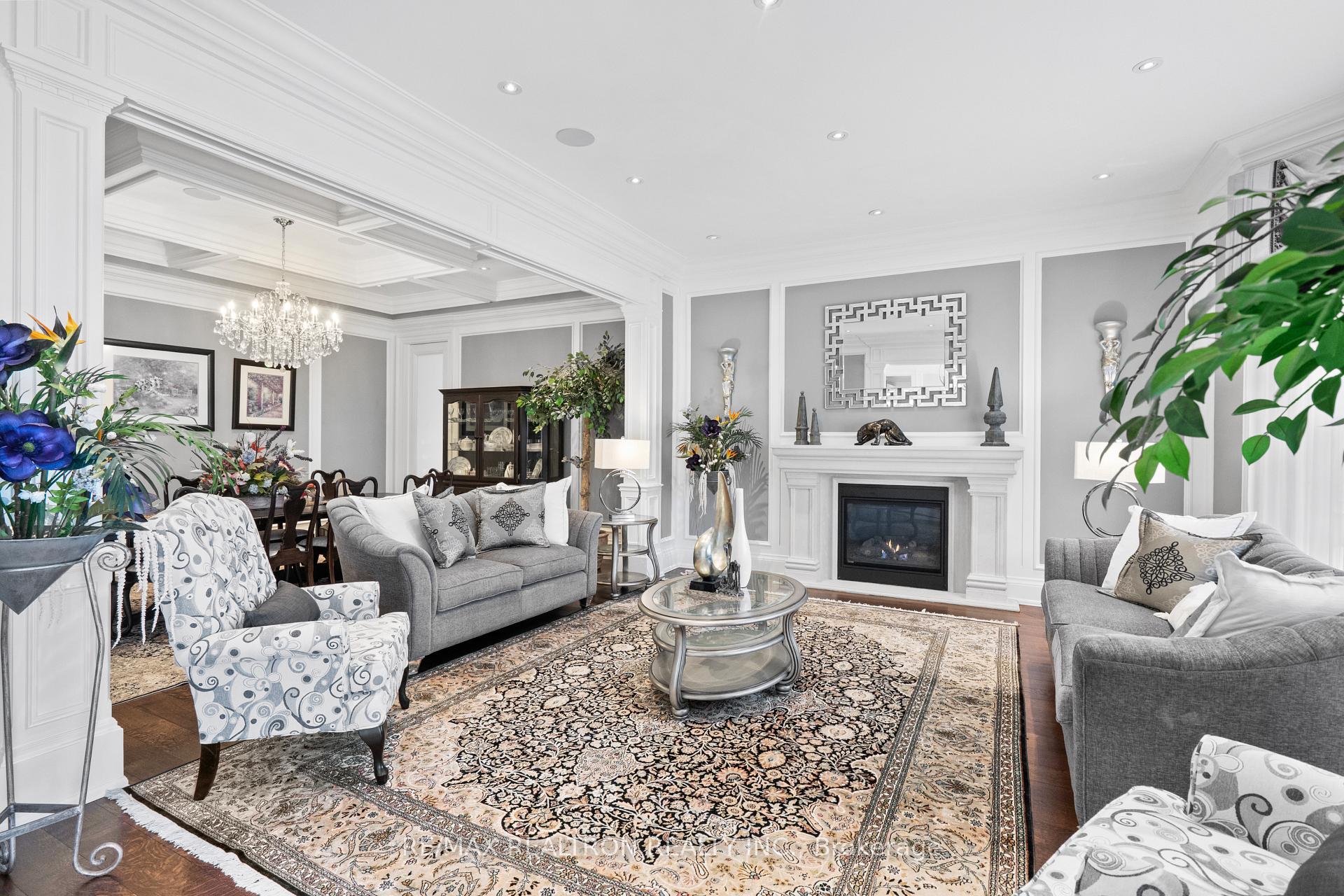 Photo 4 of 7 Winchfield Place, North York, Banbury-Don Mills — HOMEH