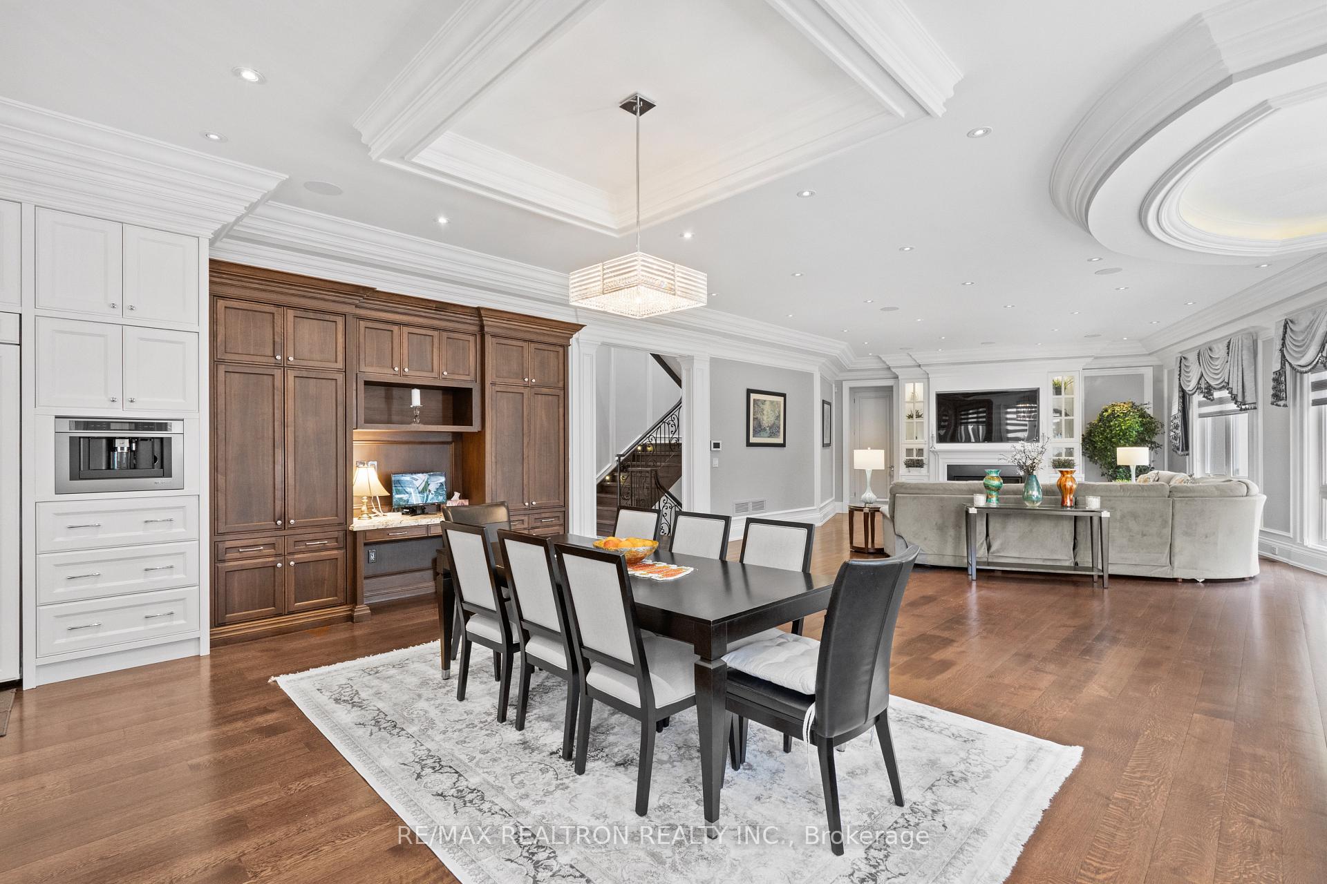 Photo 14 of 7 Winchfield Place, North York, Banbury-Don Mills — HOMEH