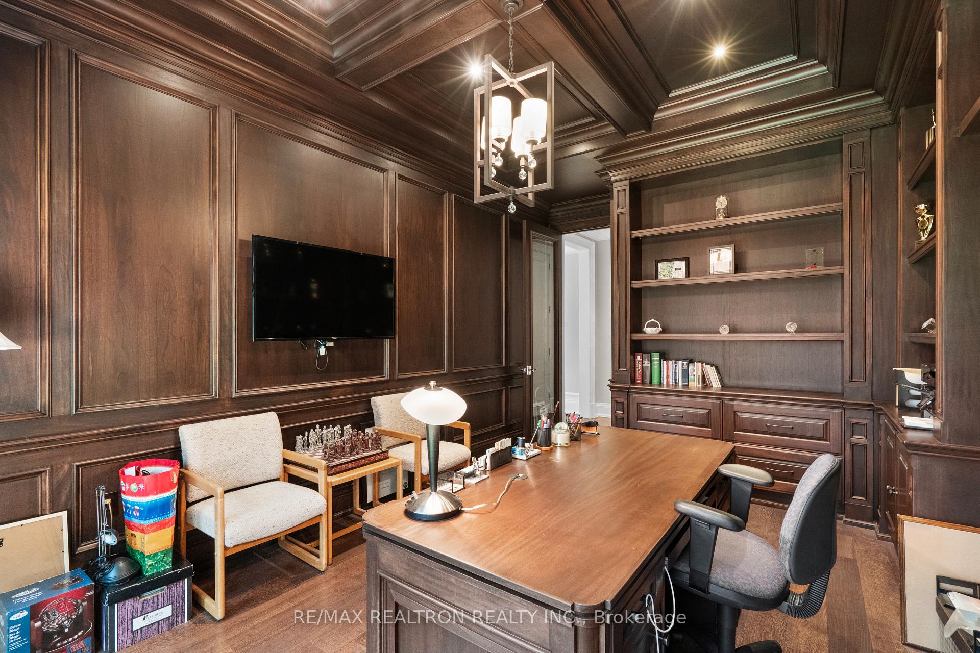 Photo 21 of 7 Winchfield Place, North York, Banbury-Don Mills — HOMEH