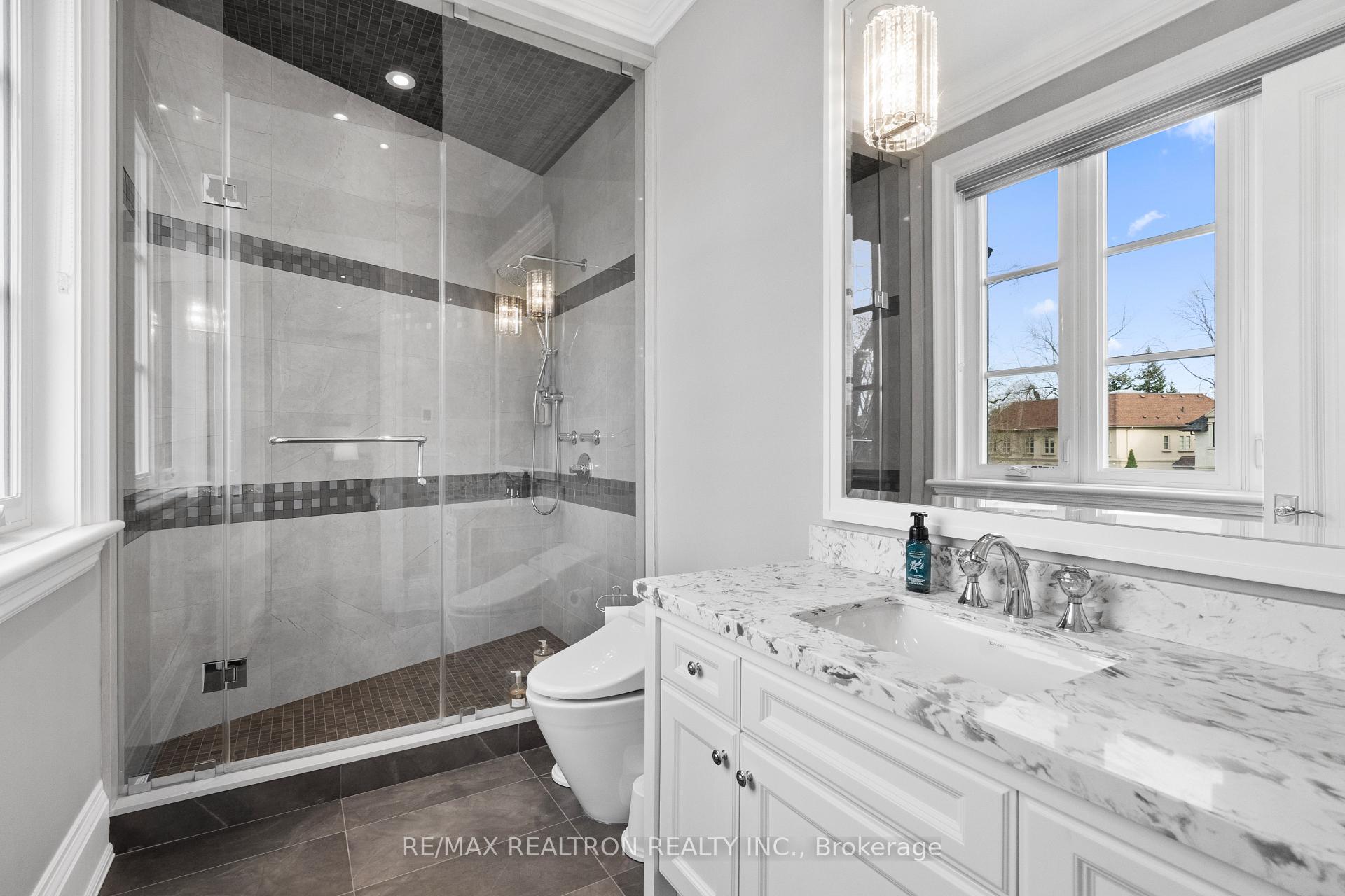 Photo 29 of 7 Winchfield Place, North York, Banbury-Don Mills — HOMEH