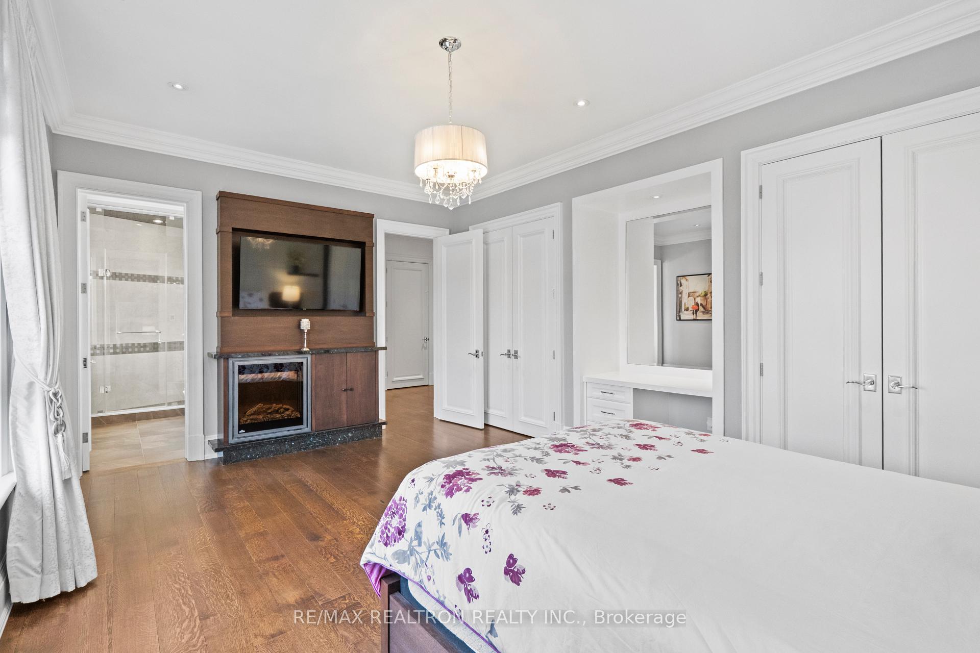 Photo 31 of 7 Winchfield Place, North York, Banbury-Don Mills — HOMEH