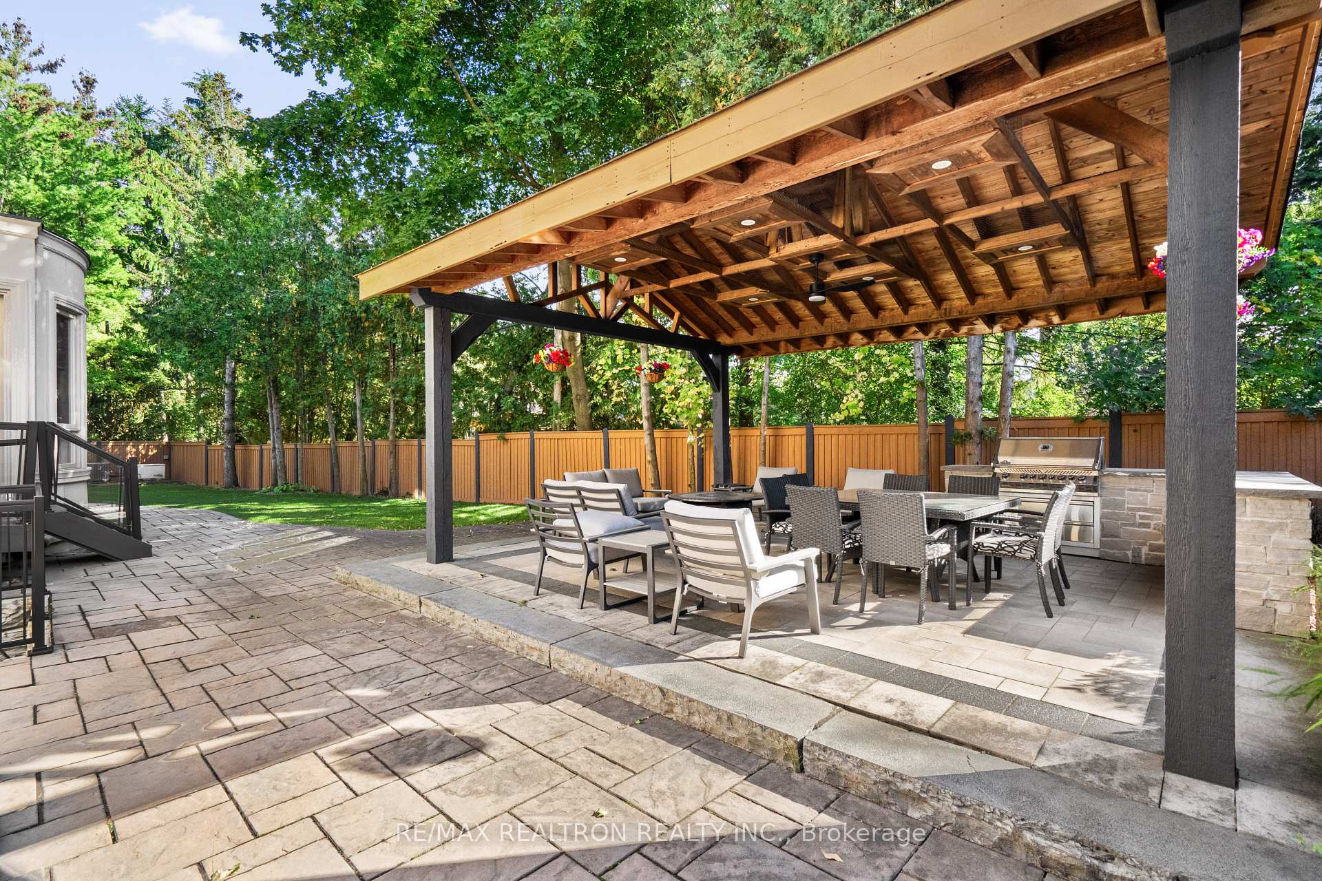 Photo 46 of 7 Winchfield Place, North York, Banbury-Don Mills — HOMEH