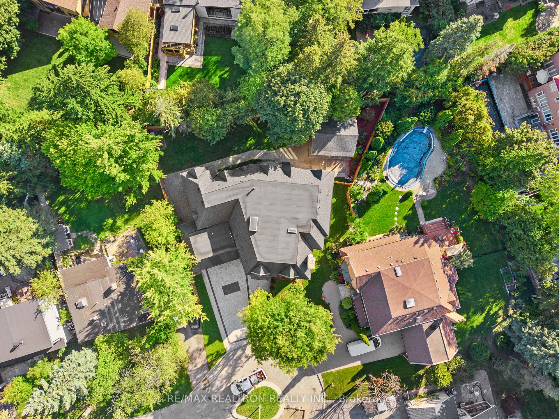 Photo 50 of 7 Winchfield Place, North York, Banbury-Don Mills — HOMEH