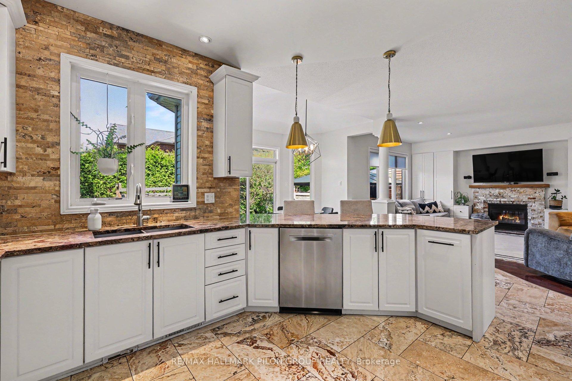 Photo 9 of 2139 Valin Street, Ottawa, Springridge/East Village — HOMEH