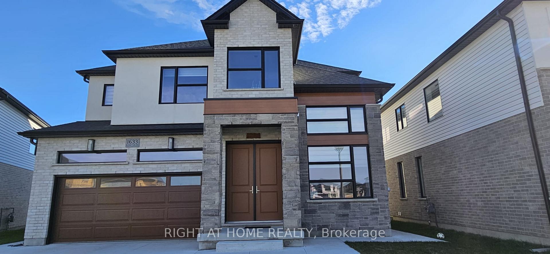 Photo 1 of 1633 Medway Park Drive, London, North S — HOMEH