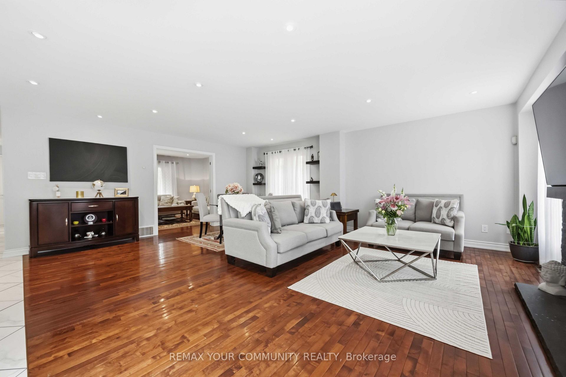 Photo 7 of 1706 Woodside Lane, Pickering, Amberlea — HOMEH