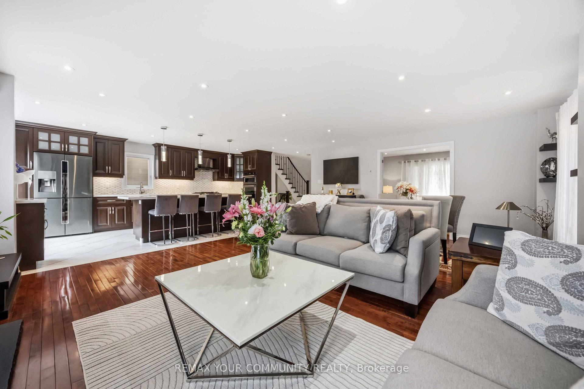 Photo 8 of 1706 Woodside Lane, Pickering, Amberlea — HOMEH