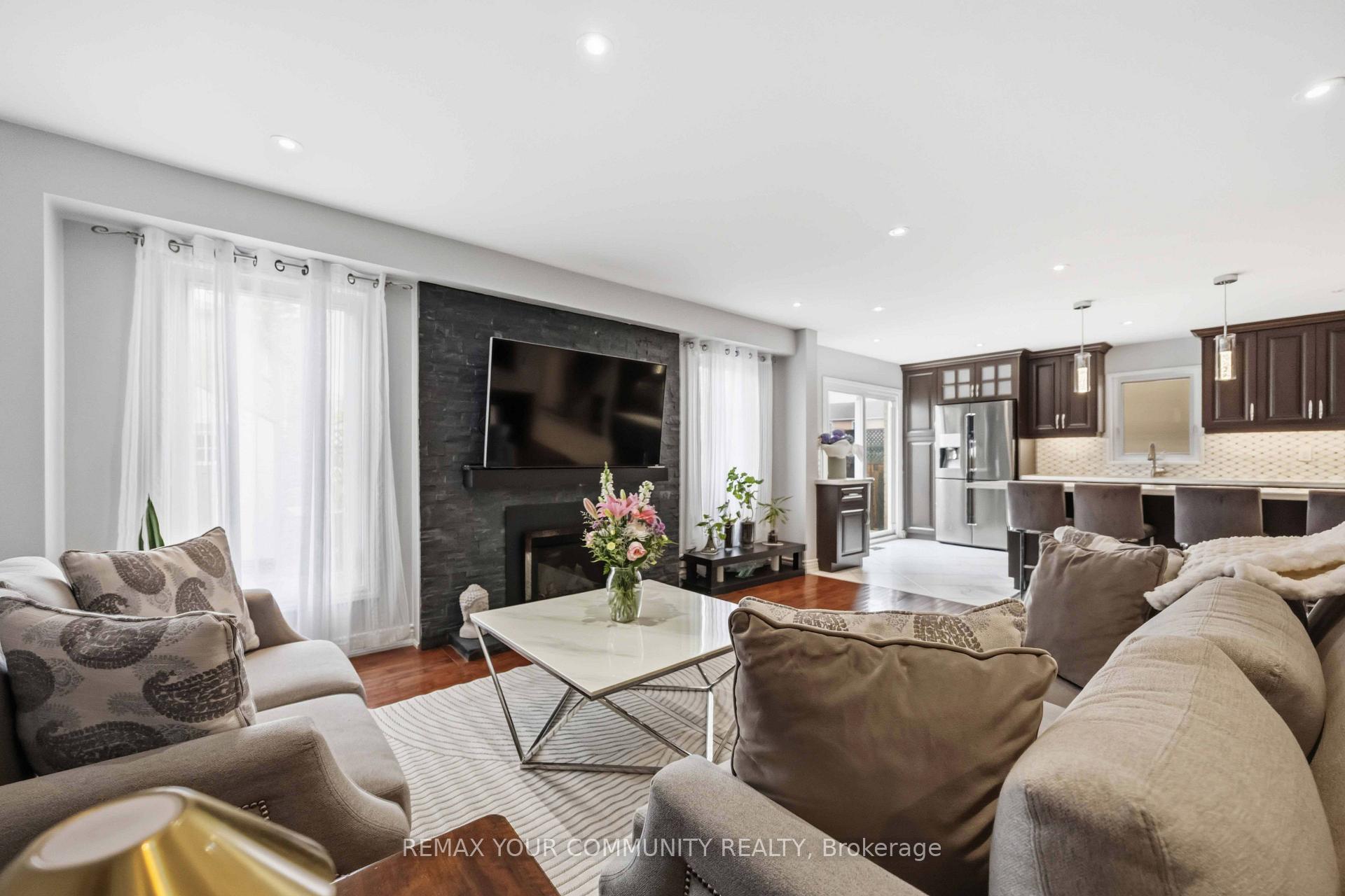 Photo 9 of 1706 Woodside Lane, Pickering, Amberlea — HOMEH