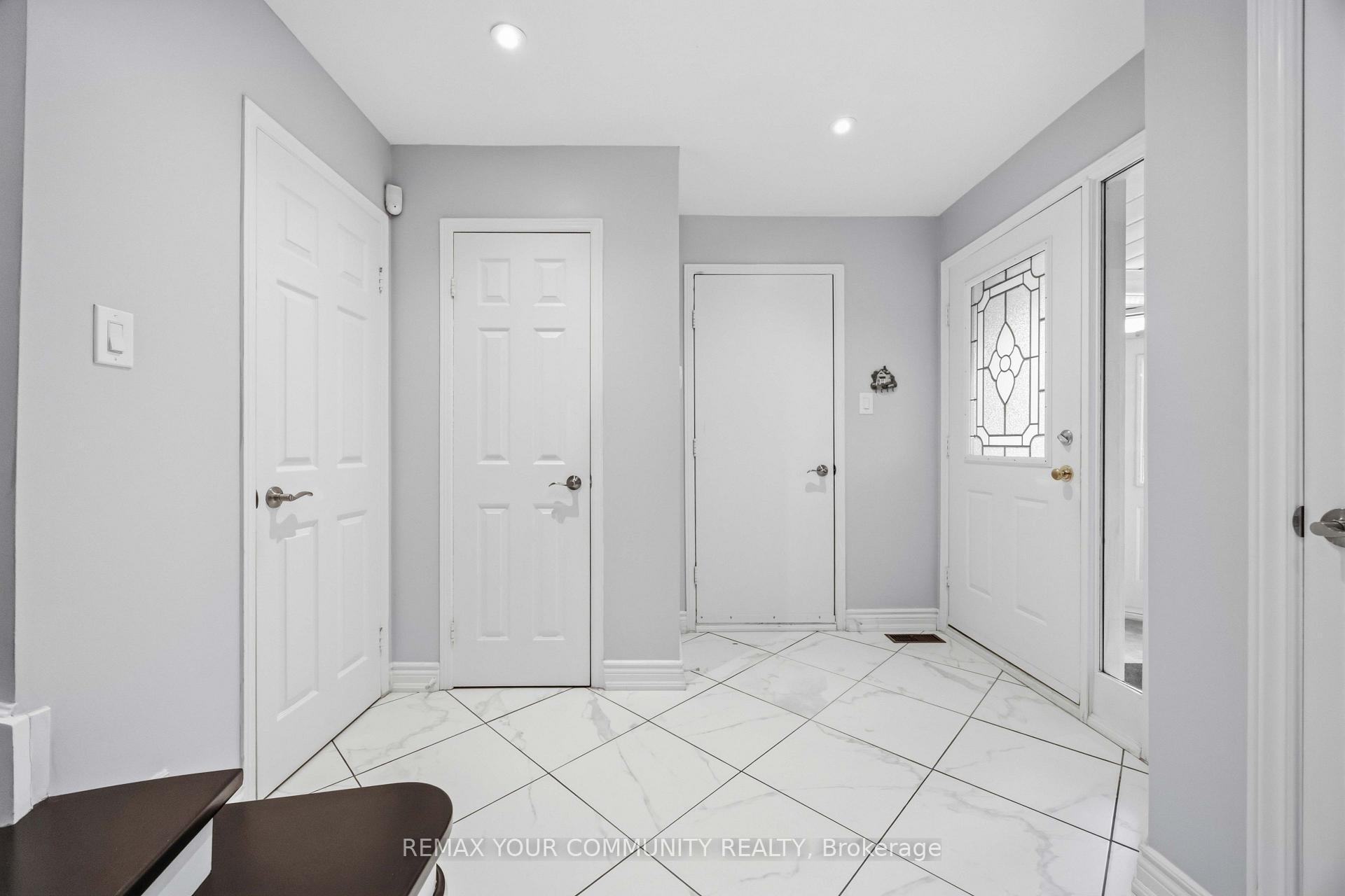 Photo 23 of 1706 Woodside Lane, Pickering, Amberlea — HOMEH