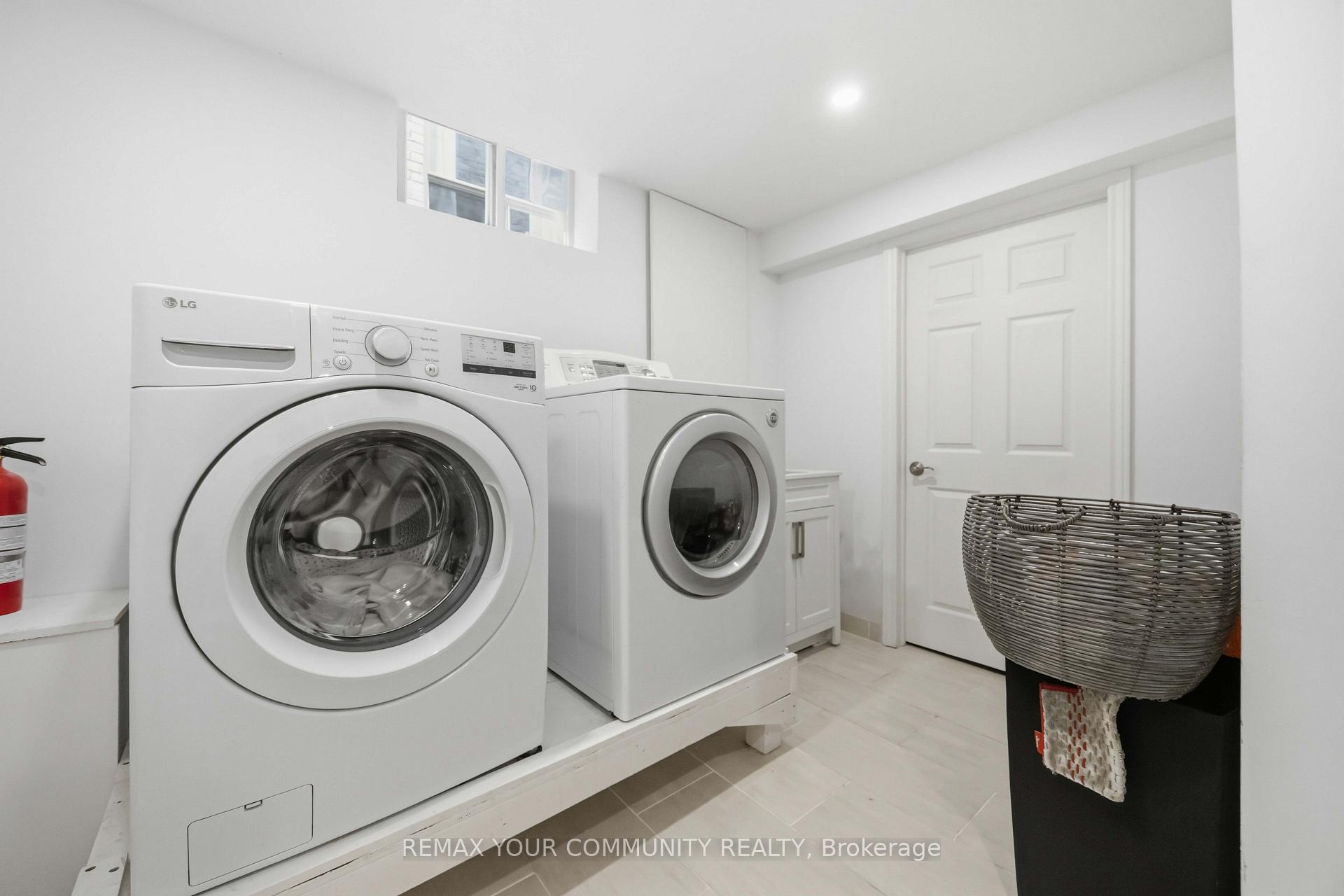 Photo 29 of 1706 Woodside Lane, Pickering, Amberlea — HOMEH