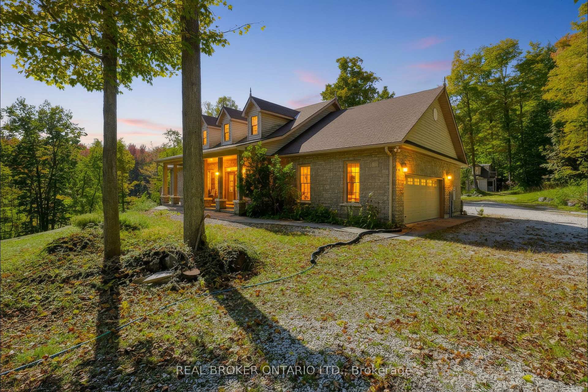 Photo 2 of 236172 Concession 2B Road, Chatsworth — HOMEH