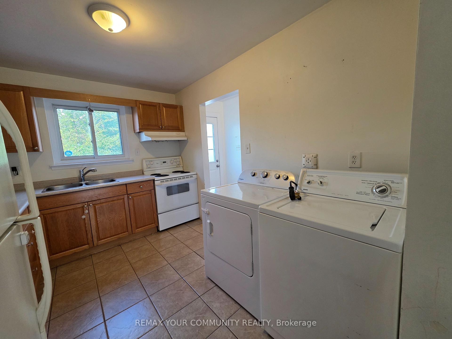Photo 10 of Unit Main, 331 Phillip Murray Avenue, Oshawa, Lakeview — HOMEH