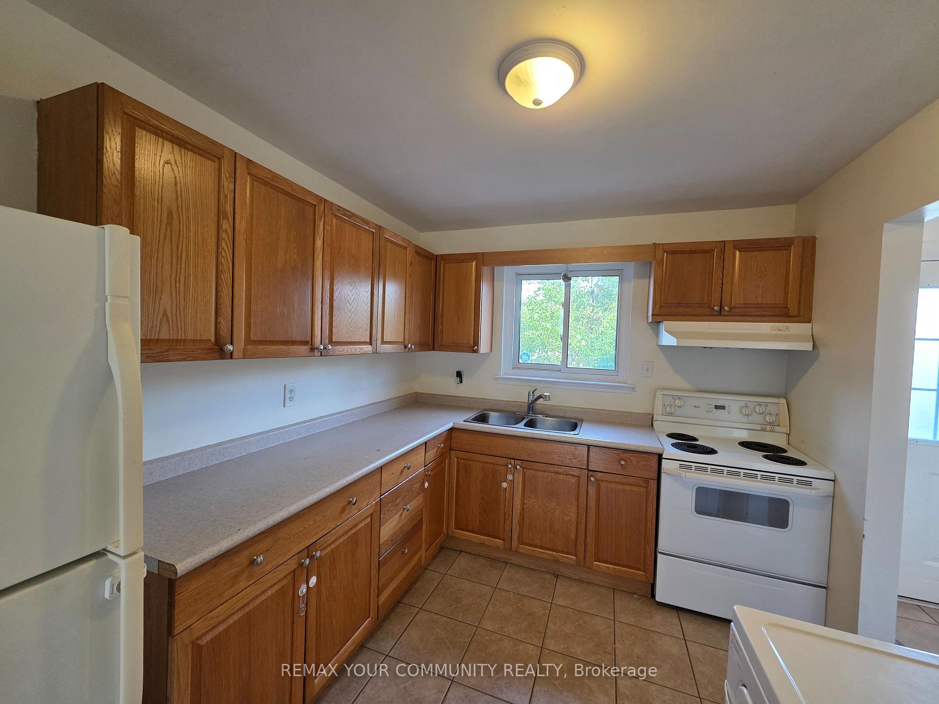 Photo 11 of Unit Main, 331 Phillip Murray Avenue, Oshawa, Lakeview — HOMEH