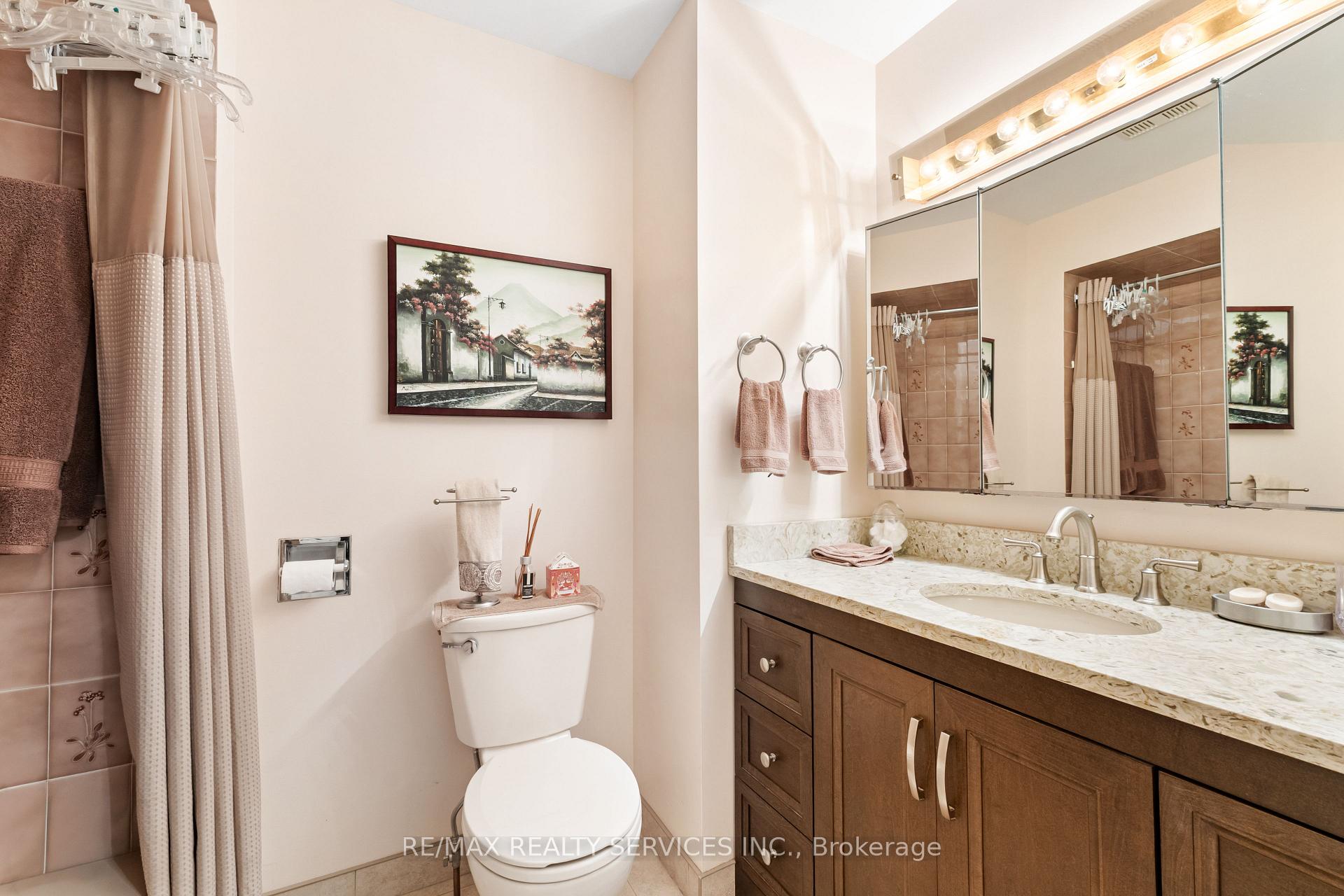 Photo 26 of 22 Oldham Crescent, Brampton, Snelgrove — HOMEH