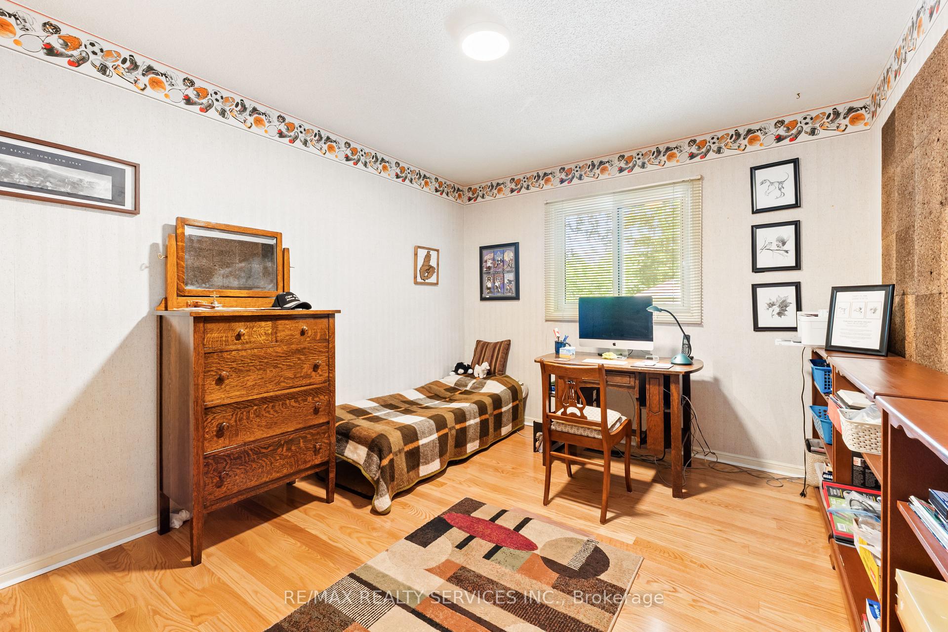 Photo 28 of 22 Oldham Crescent, Brampton, Snelgrove — HOMEH
