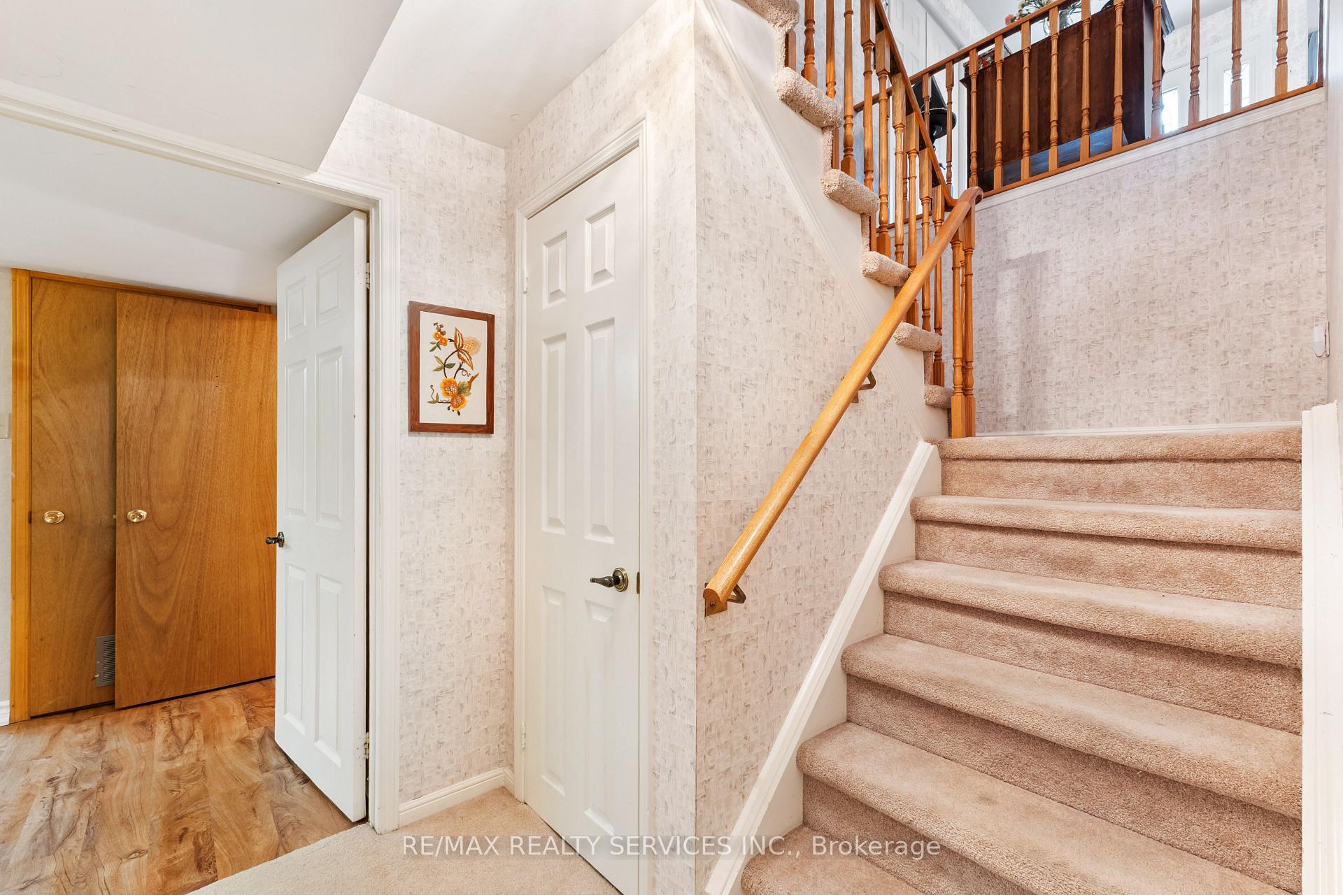 Photo 30 of 22 Oldham Crescent, Brampton, Snelgrove — HOMEH
