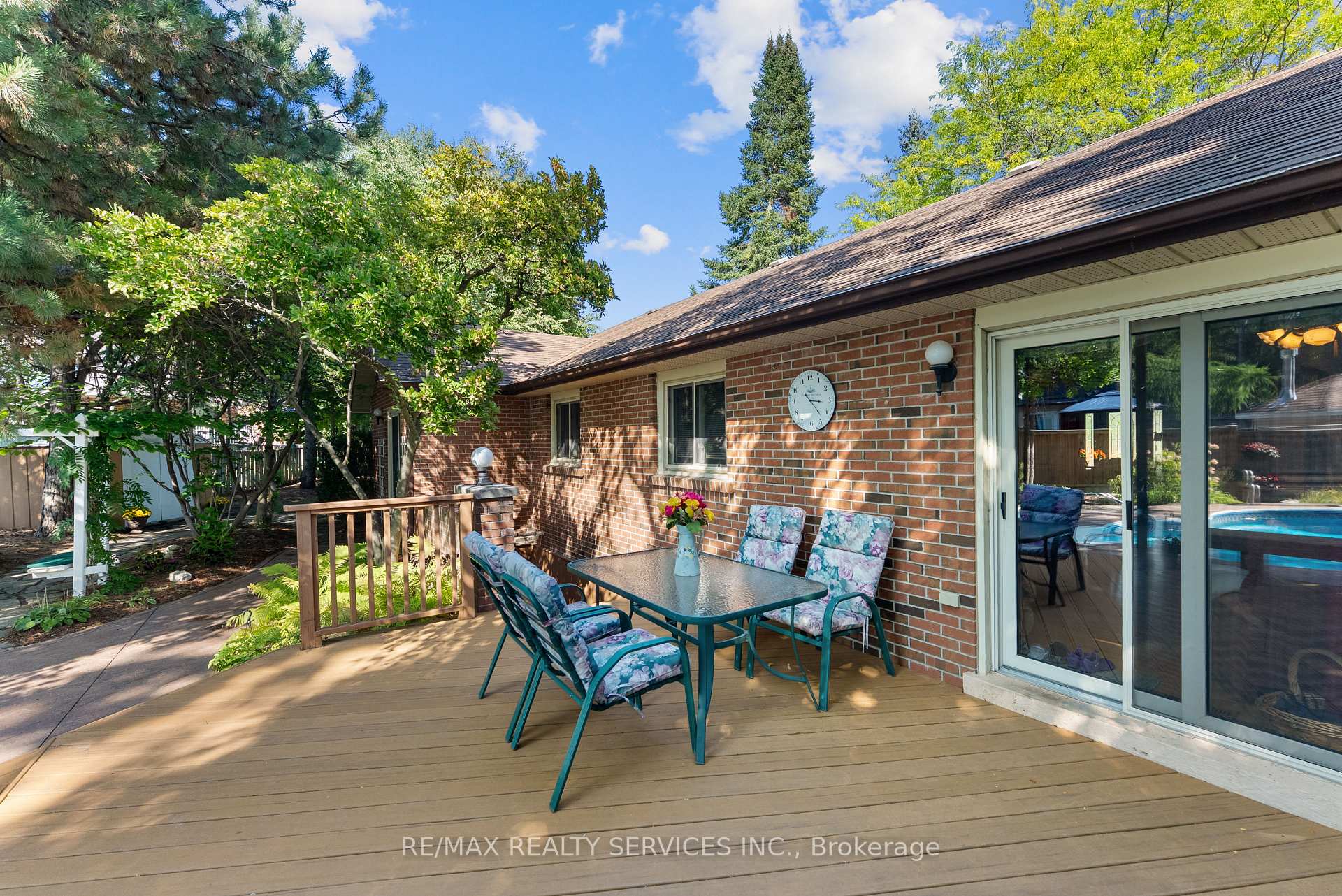 Photo 38 of 22 Oldham Crescent, Brampton, Snelgrove — HOMEH