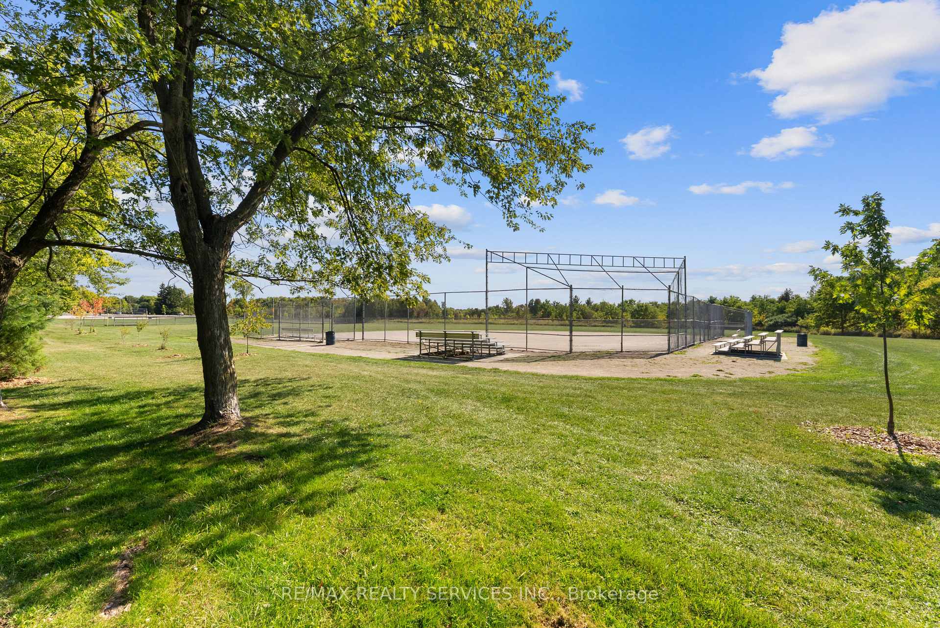 Photo 49 of 22 Oldham Crescent, Brampton, Snelgrove — HOMEH