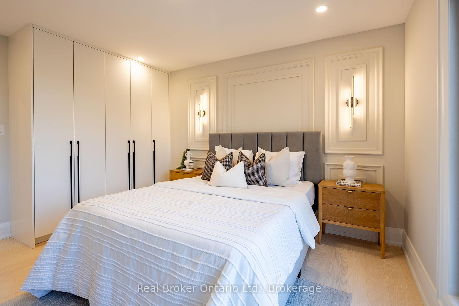 Photo 29 of 841 Danforth Place, Burlington, Bayview — HOMEH